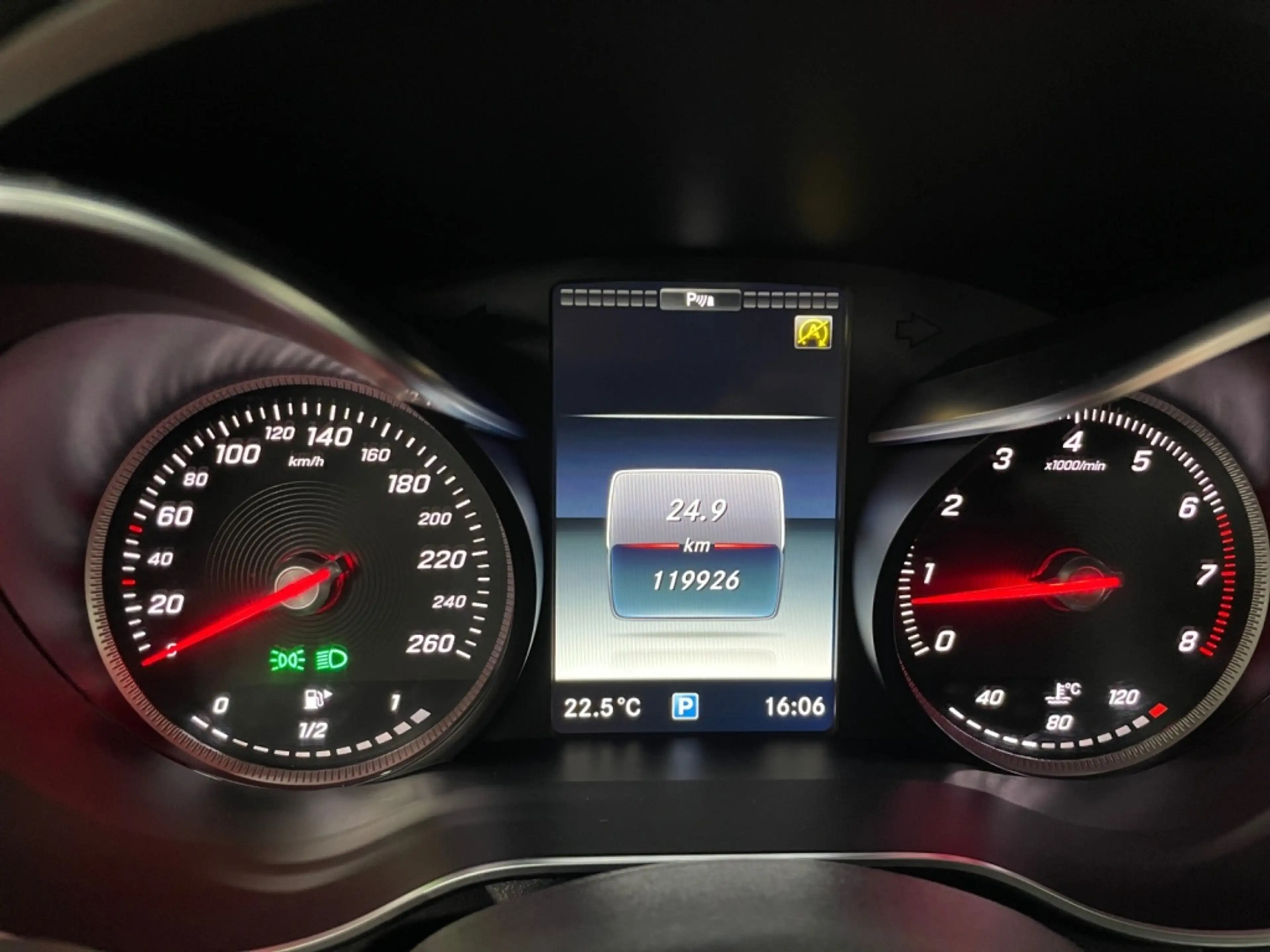 Mercedes-Benz C 180 Avantgarde  Avantgarde+AHK+LED+Navi+PTS — photo 13