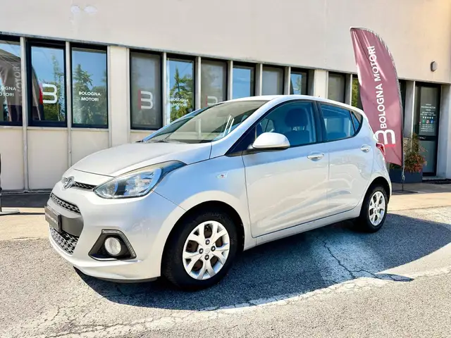 Hyundai i10 PRIMO PREZZO IN ITALIA- BOMBOLE GPL VALIDE FINO AL 2036 - EURO 6