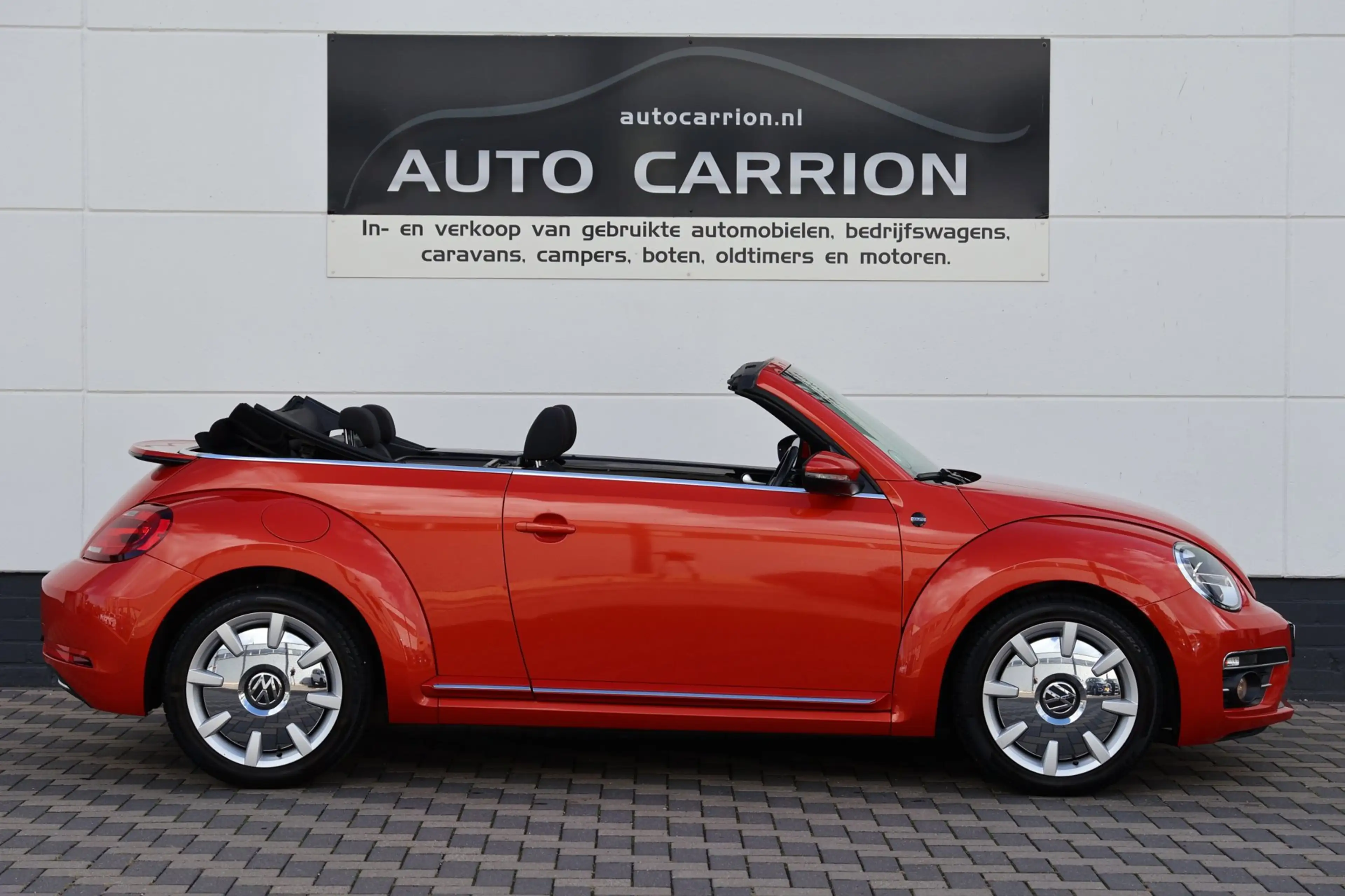 Volkswagen Beetle Cabriolet 1.2 TSI Sound Carplay Cruise !! — photo 3
