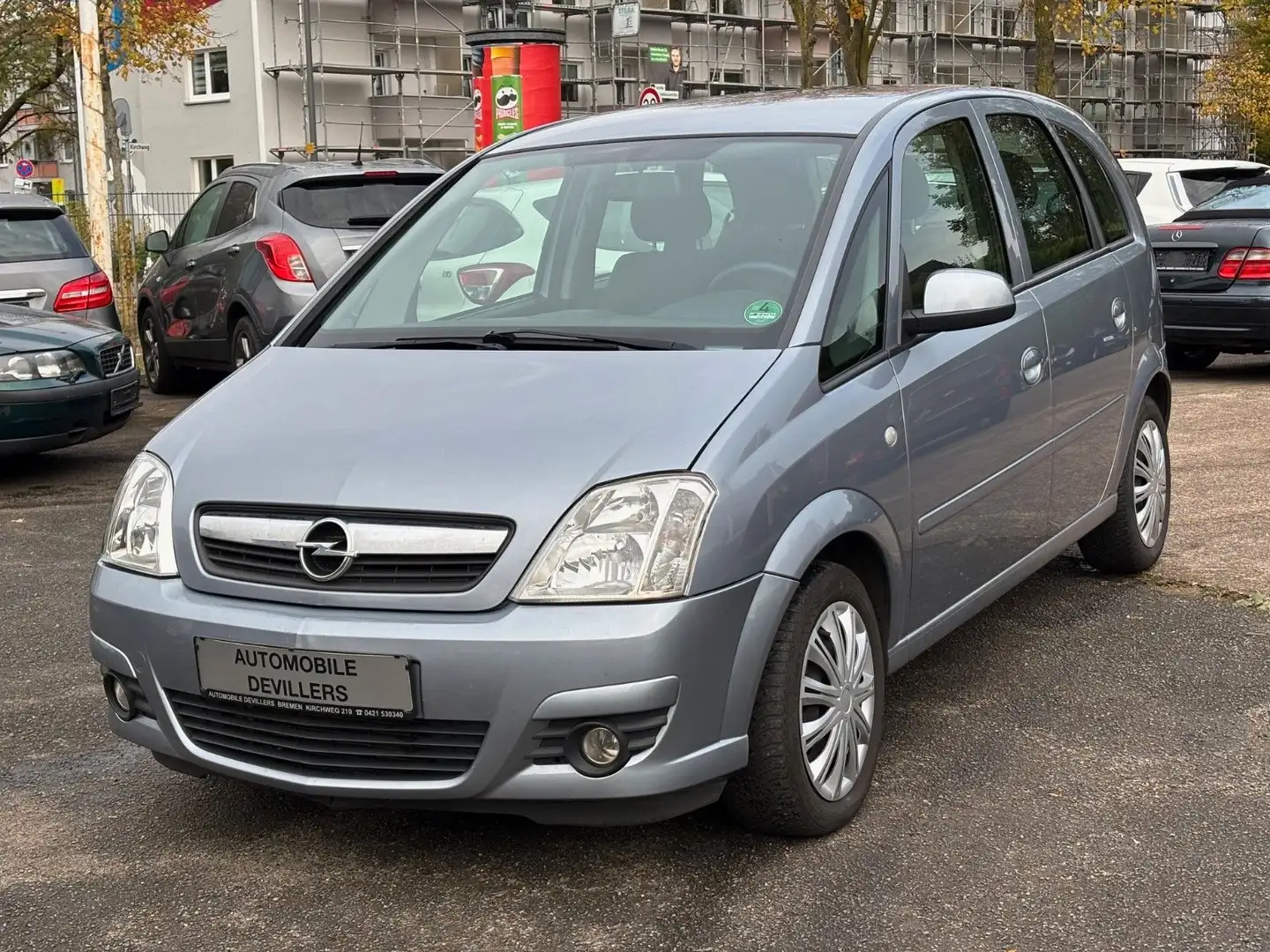 Opel Meriva 1.6 Edition, Automatik, Klima, Allwetter Silber - 1