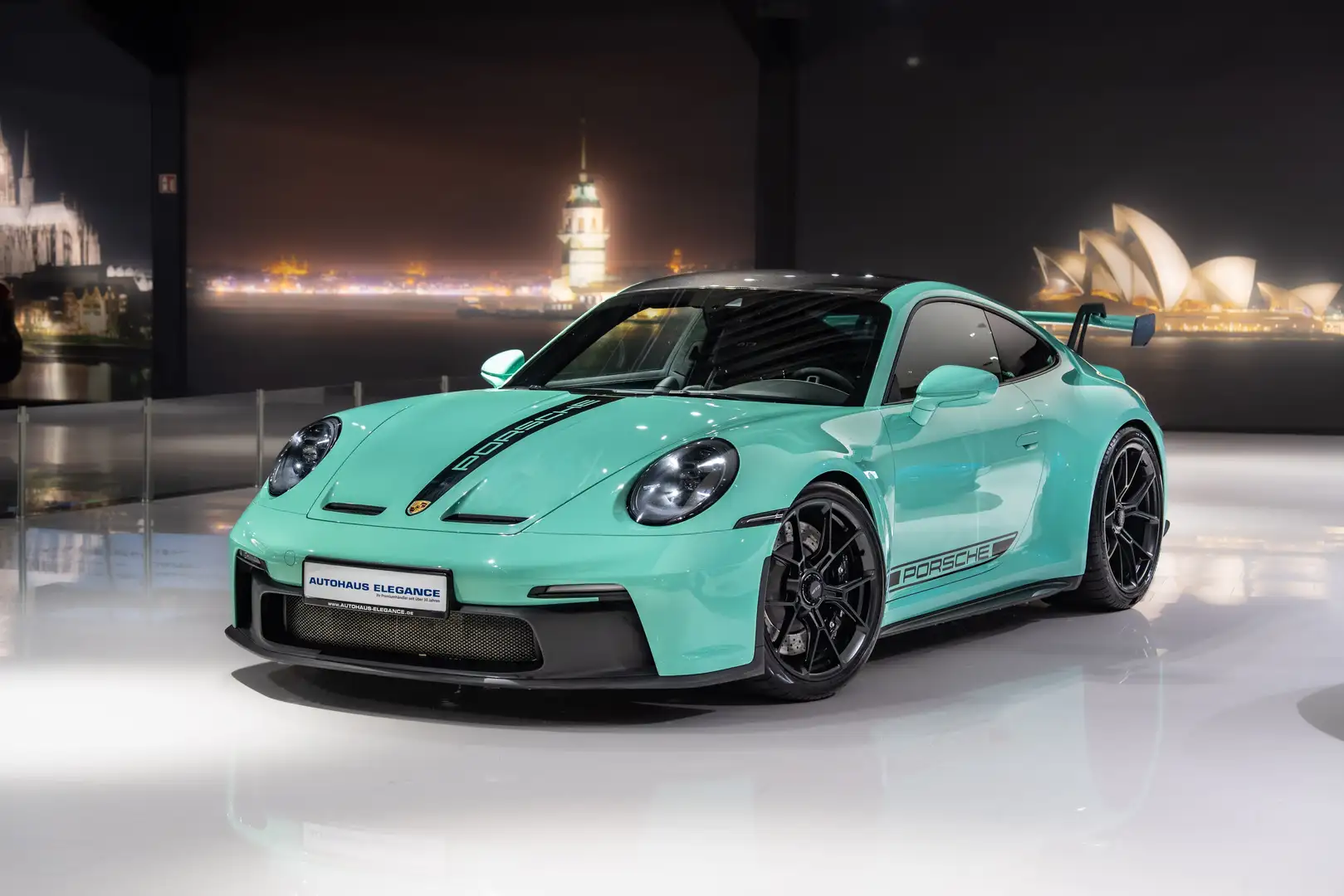 Porsche 911 GT3*CLUBSPORT*CARBON-SITZE*CARBON.INT*LIFT* Grün - 1