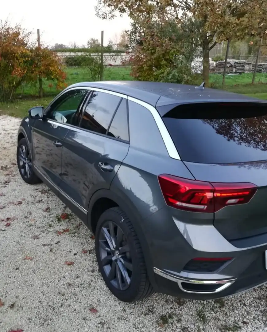 Volkswagen T-Roc T-Roc 2017 2.0 tdi Advanced 4motion dsg Сірий - 2