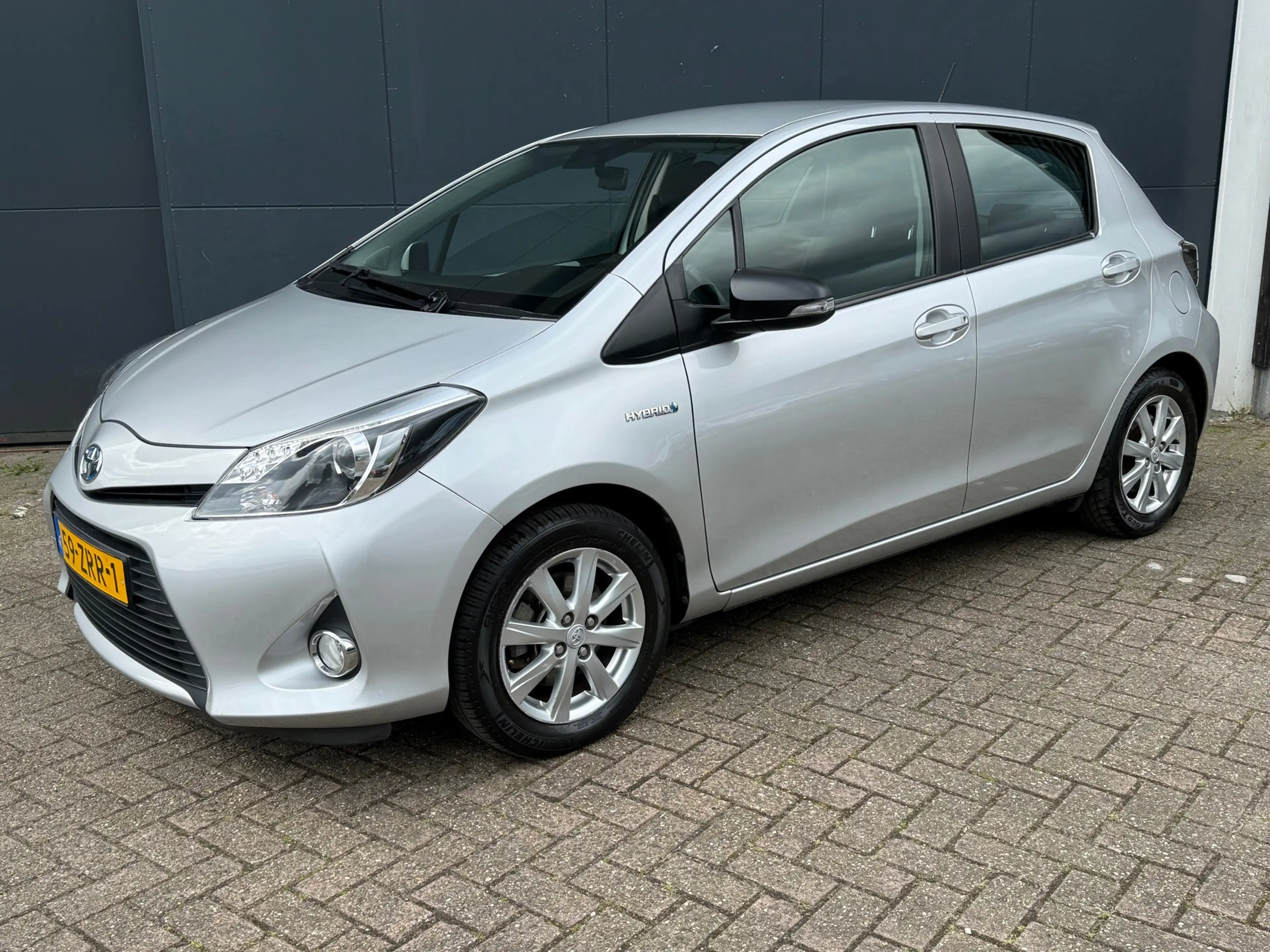 Toyota Yaris 1.5 Full Hybrid Aspiration — photo 5