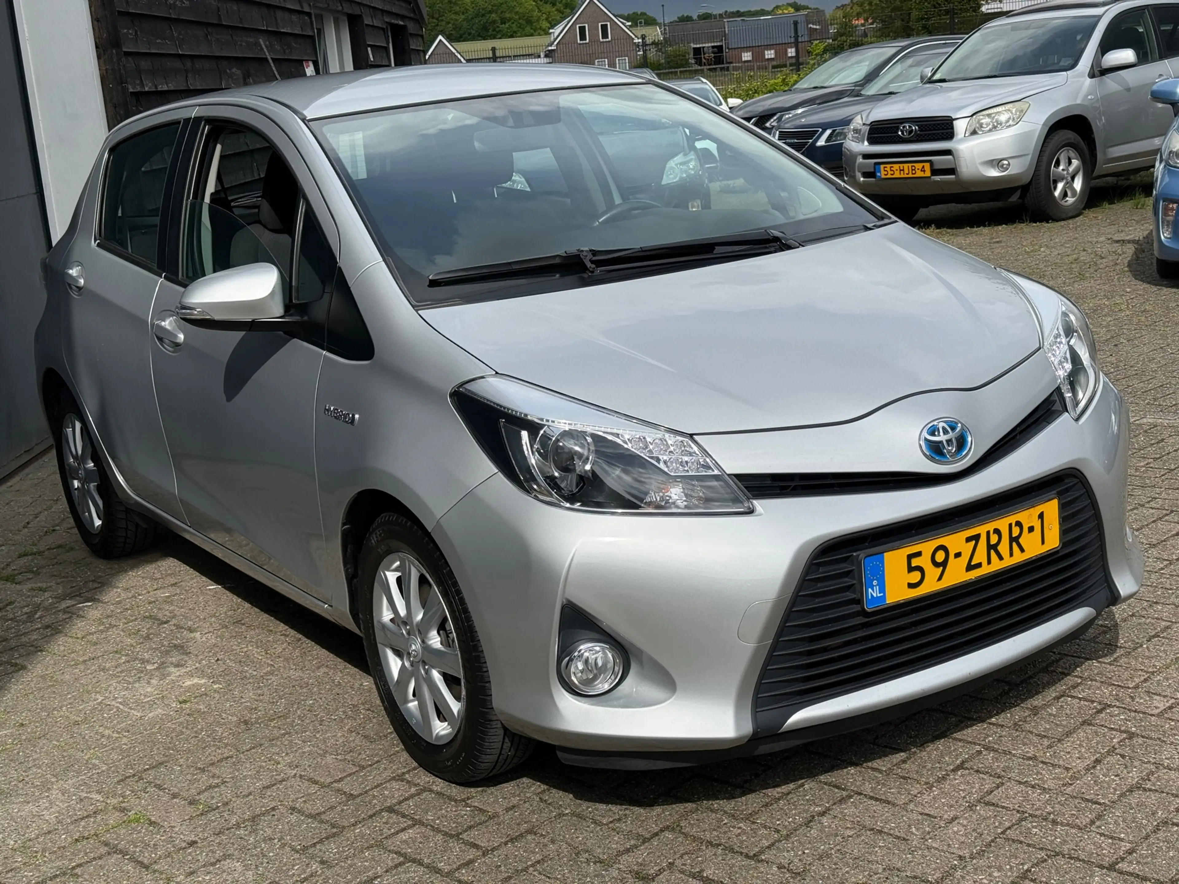 Toyota Yaris 1.5 Full Hybrid Aspiration — photo 7