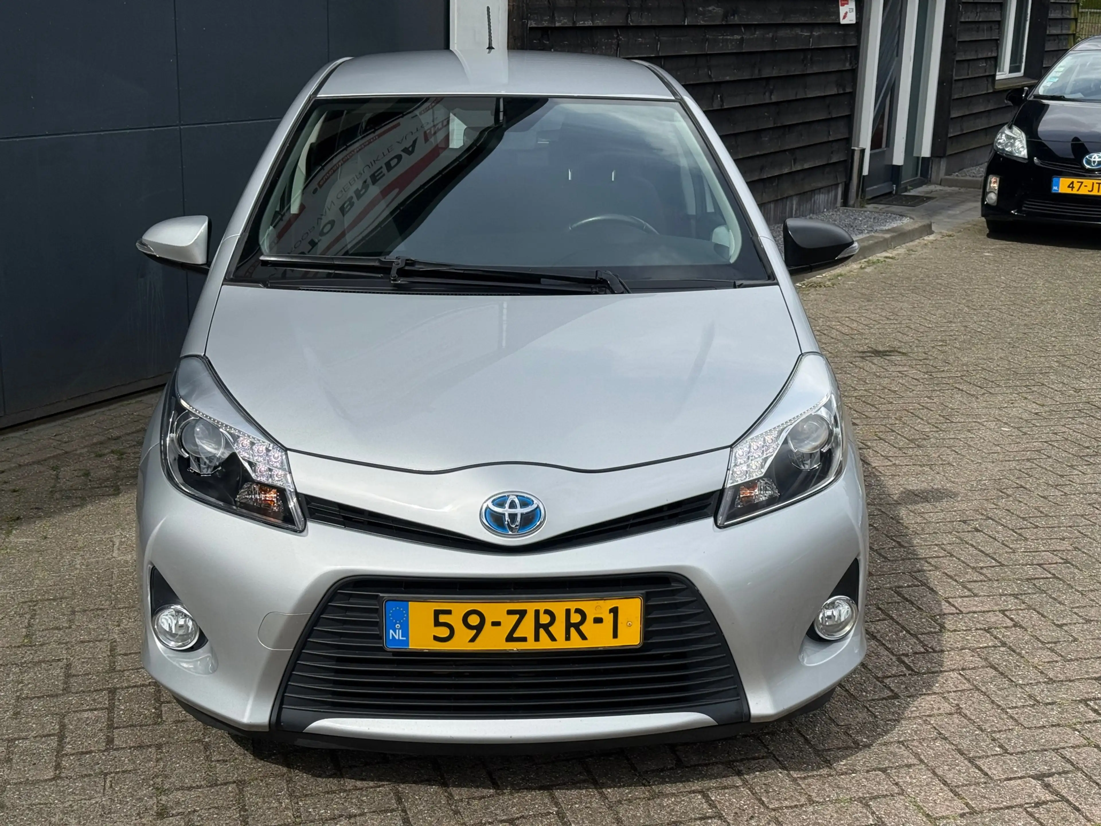 Toyota Yaris 1.5 Full Hybrid Aspiration — photo 6