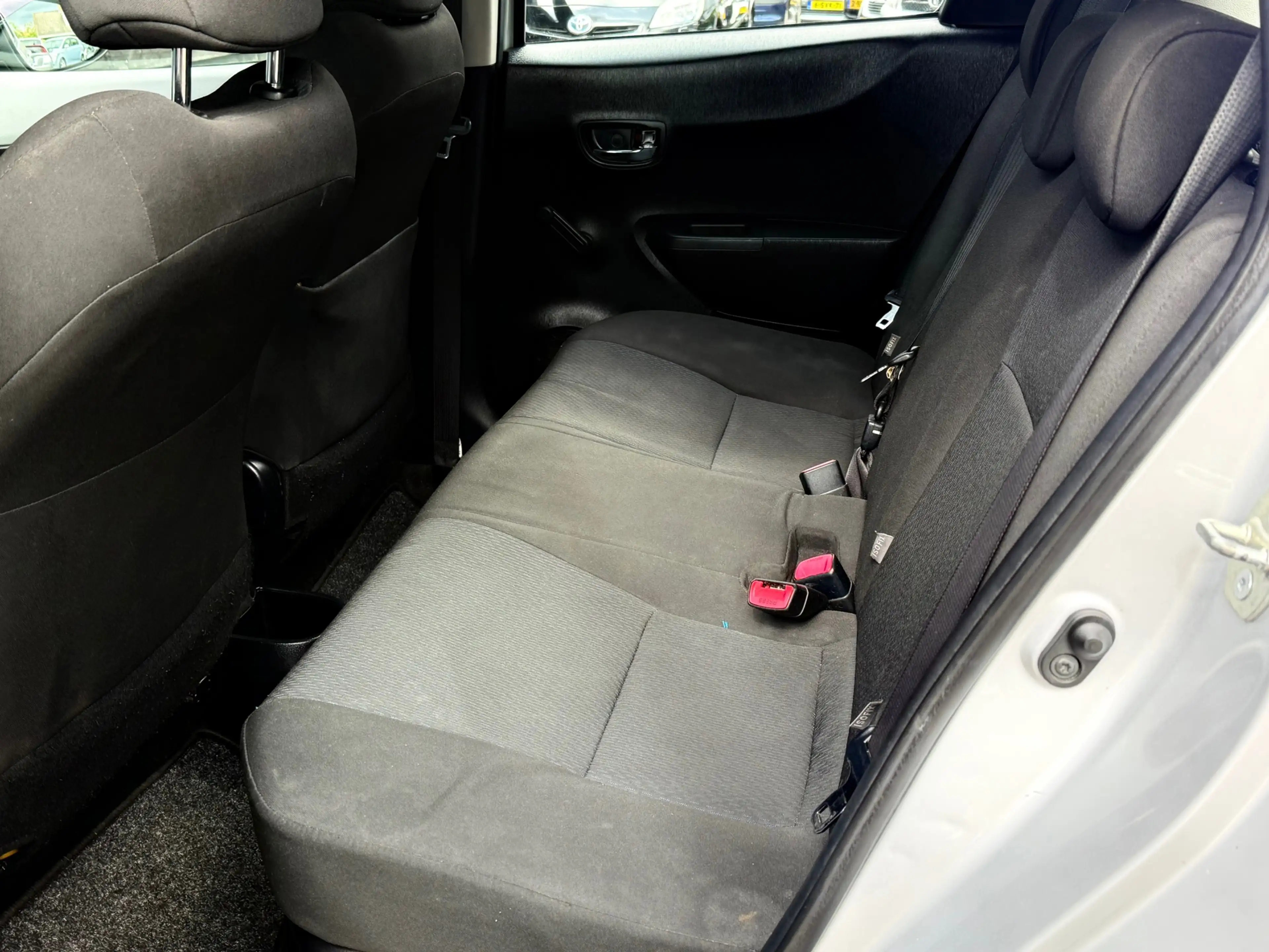 Toyota Yaris 1.5 Full Hybrid Aspiration — photo 12