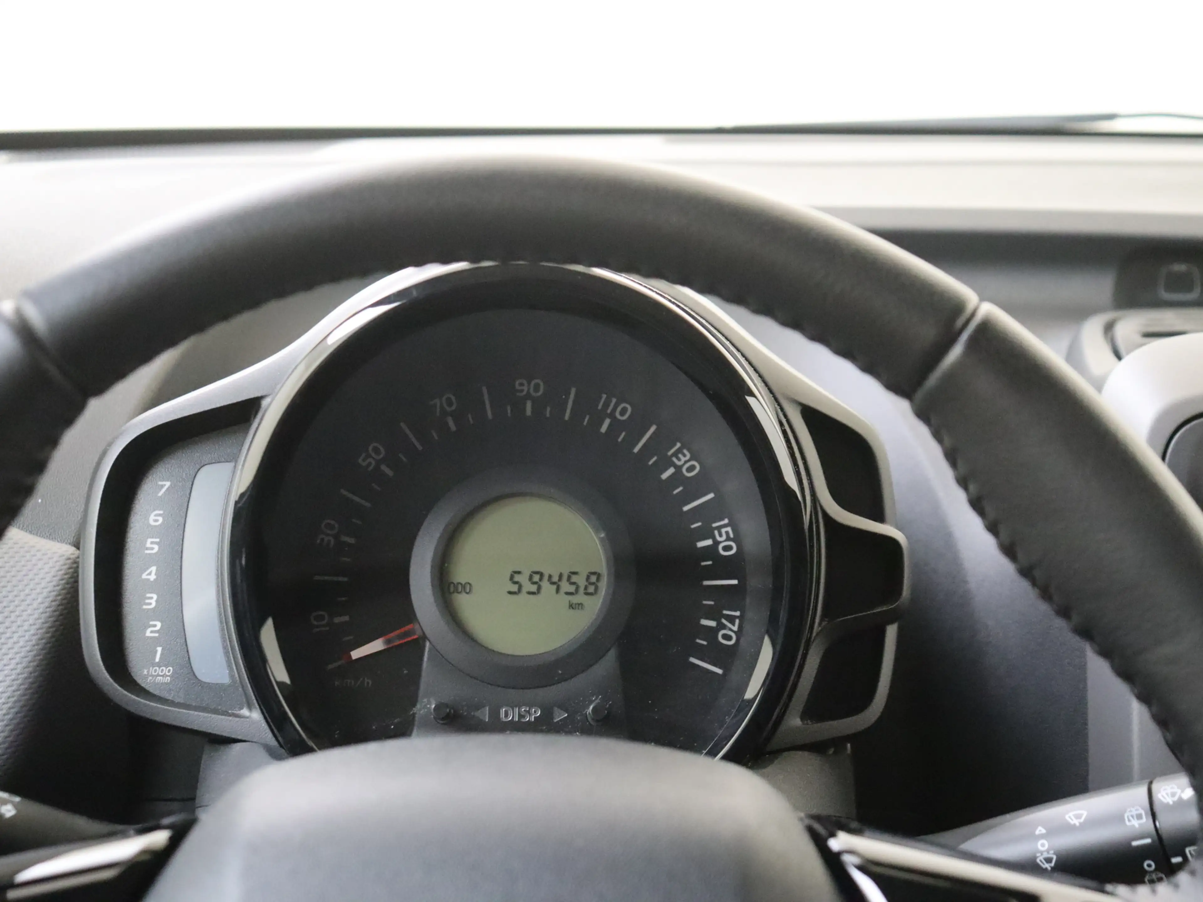 Peugeot 108 1.0 e-VTi Active — photo 7