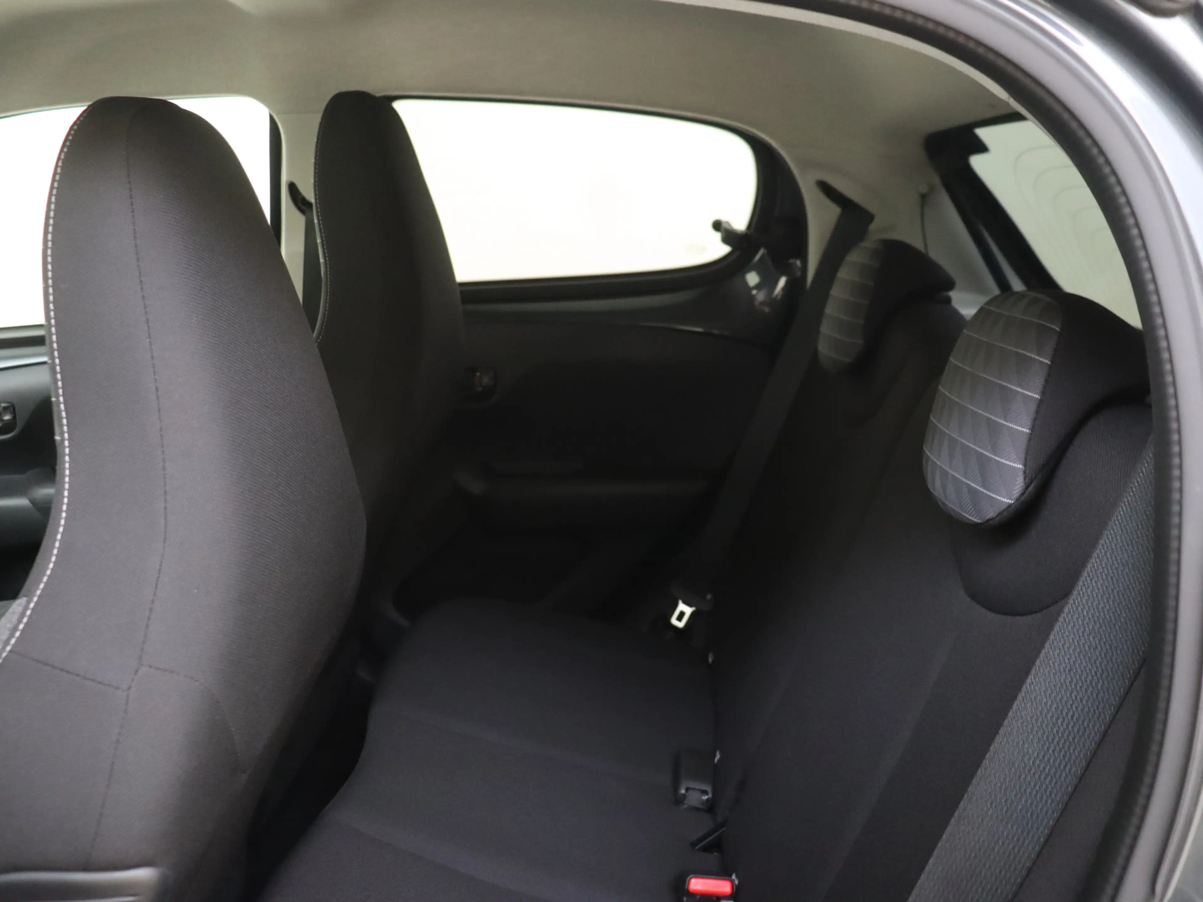 Peugeot 108 1.0 e-VTi Active — photo 12