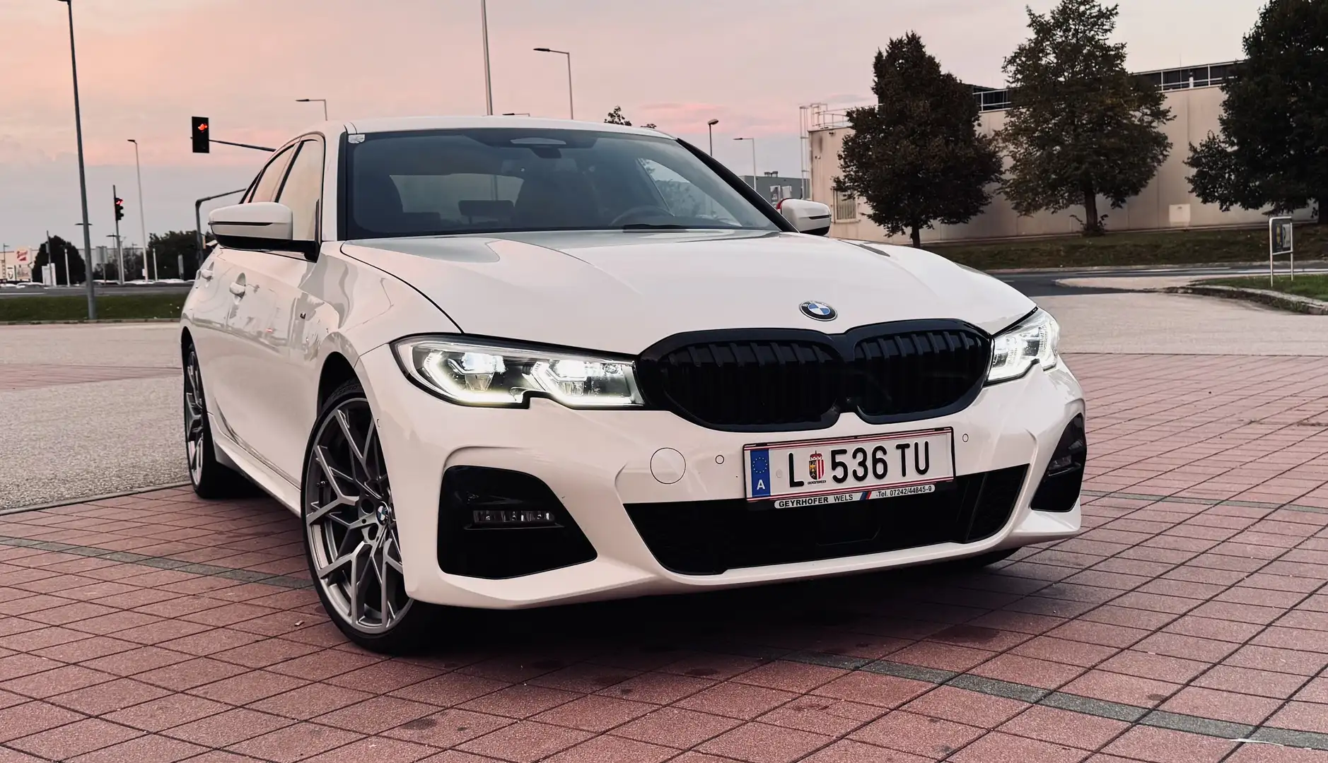 BMW Active Hybrid 3 330e XDrive MPaket/Laser/HK/DAProf./PAPlus Weiß - 1