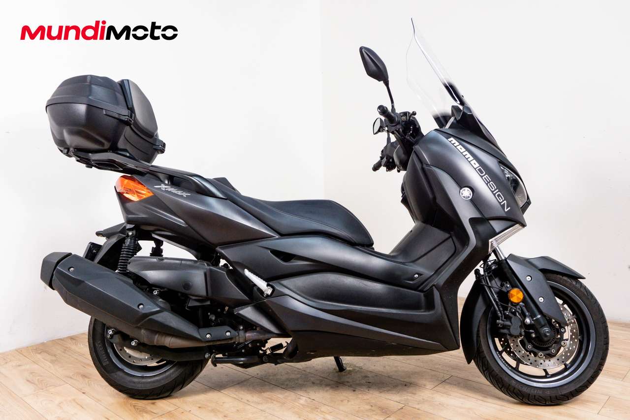Yamaha X-Max 400