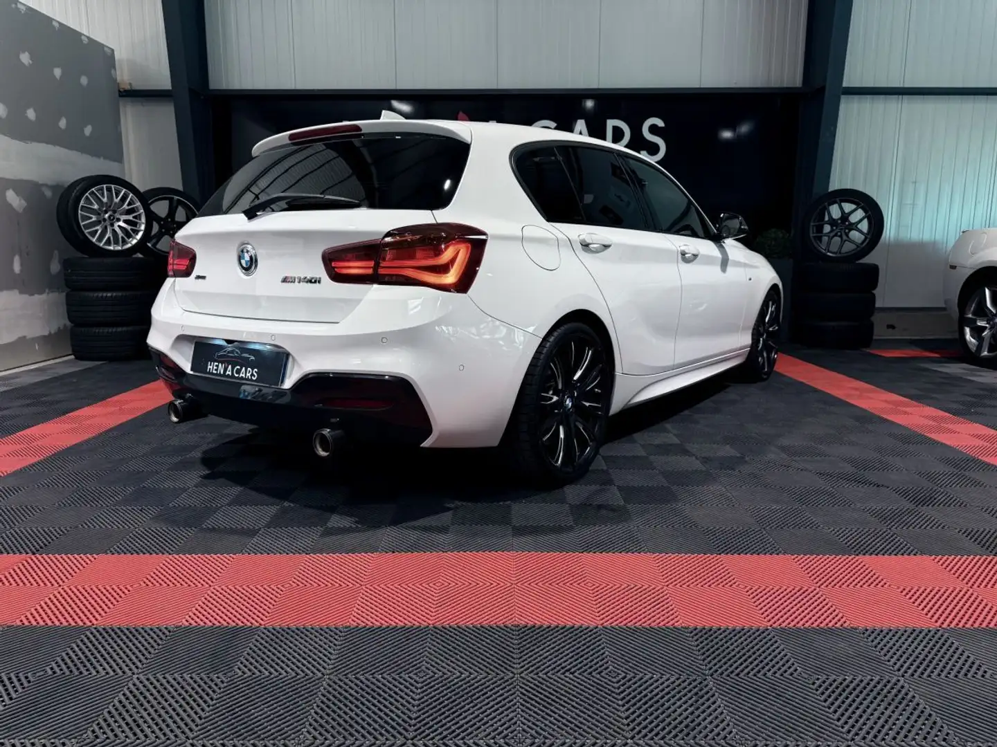BMW 140 (2) 140i BVA8 xDrive M Performance Blanc - 2