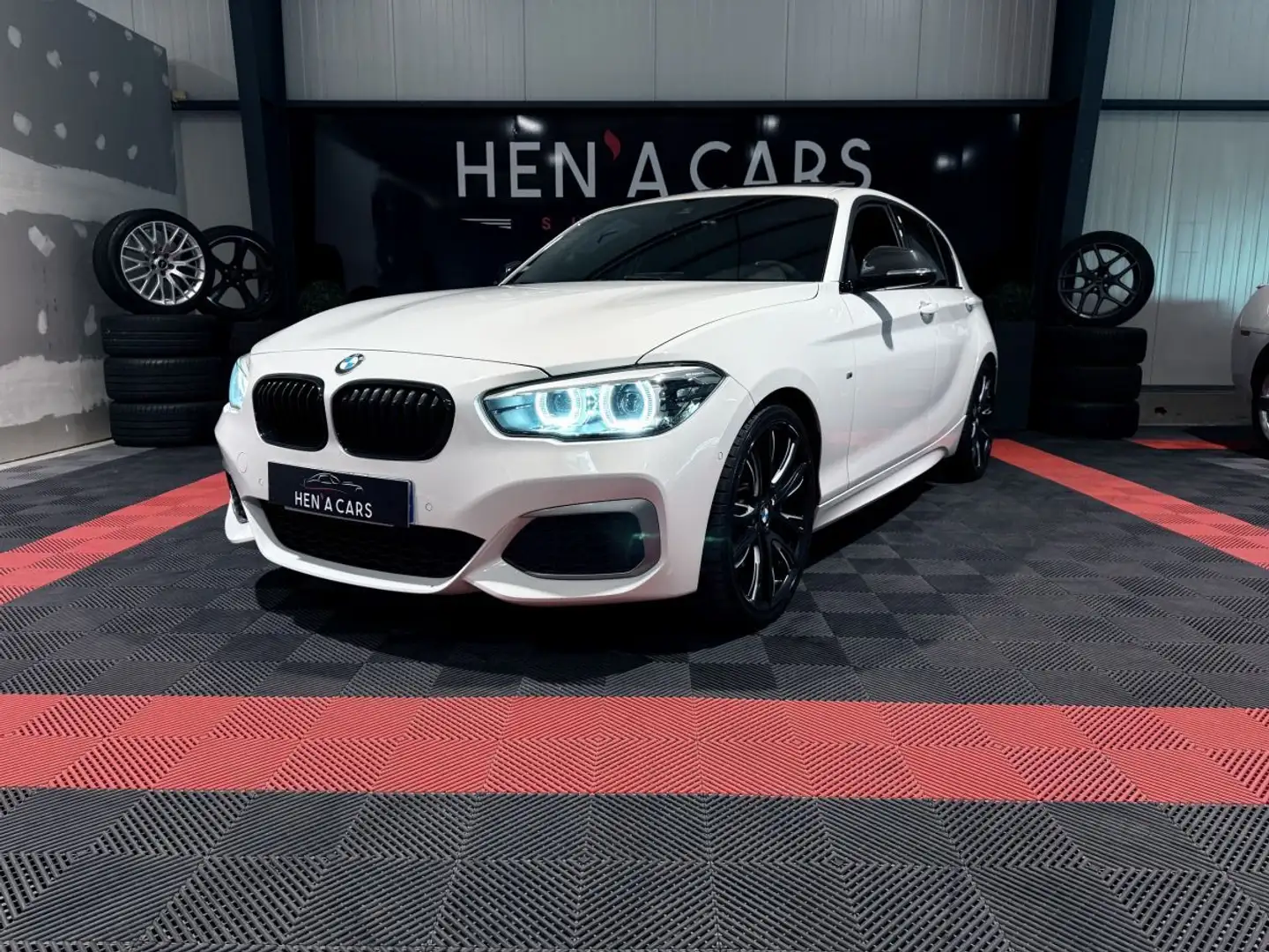BMW 140 (2) 140i BVA8 xDrive M Performance Blanc - 1