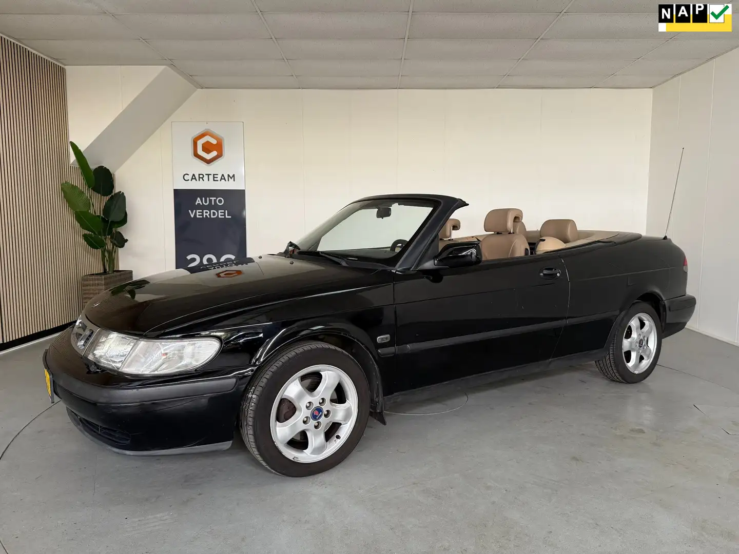 Saab 9-3 Cabrio 2.0t S Airco, Leder interieur, LMV, Trekhaa Zwart - 1
