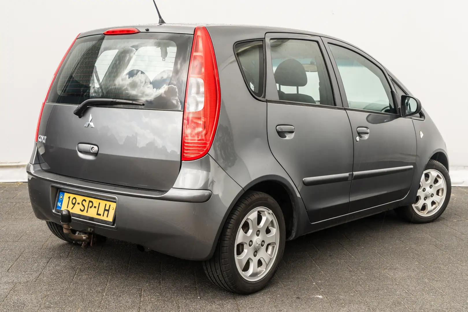 Mitsubishi Colt 1.3 Invite I Airco I Org. Audio I Stuurbekr. I Tre Gris - 2