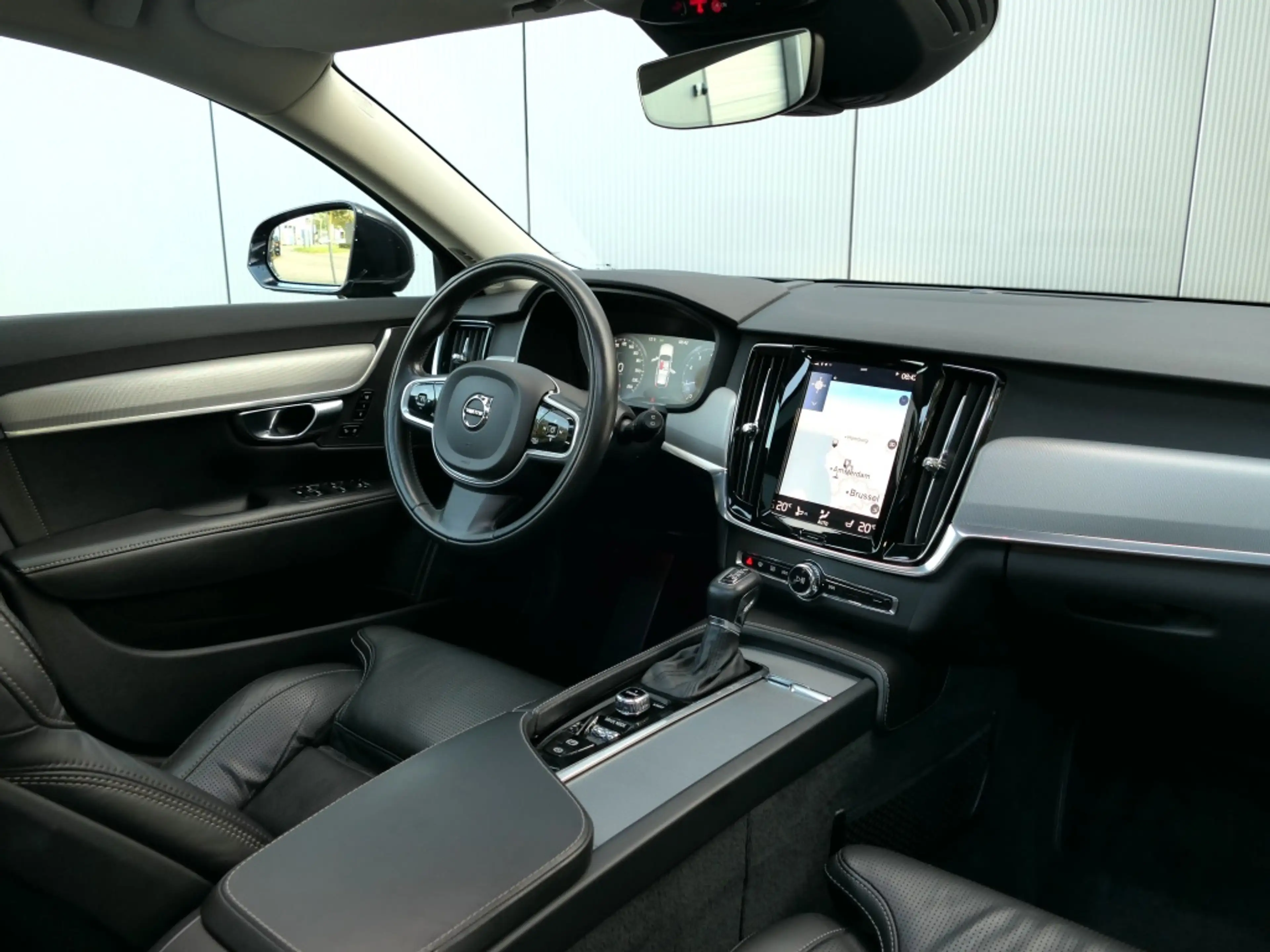Volvo V90 2.0 T6 AWD Inscription Panoramadak / Trekhaak / St — photo 3
