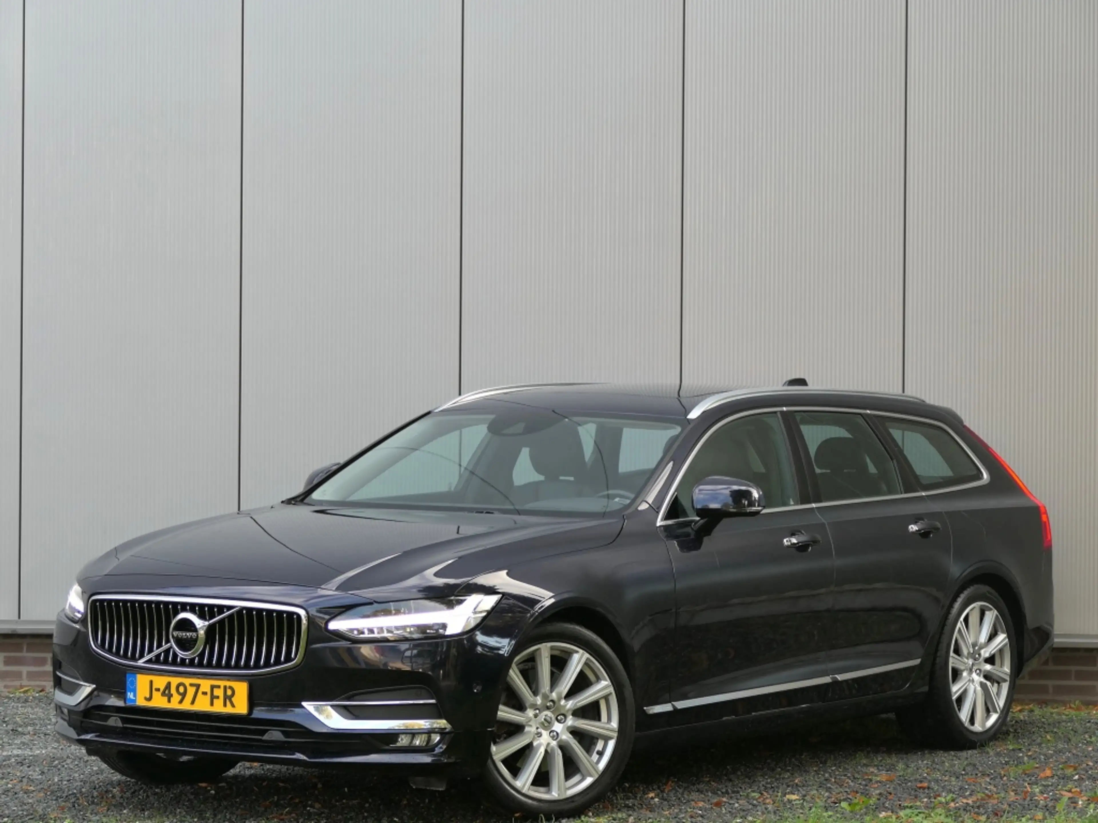 Volvo V90 2.0 T6 AWD Inscription Panoramadak / Trekhaak / St