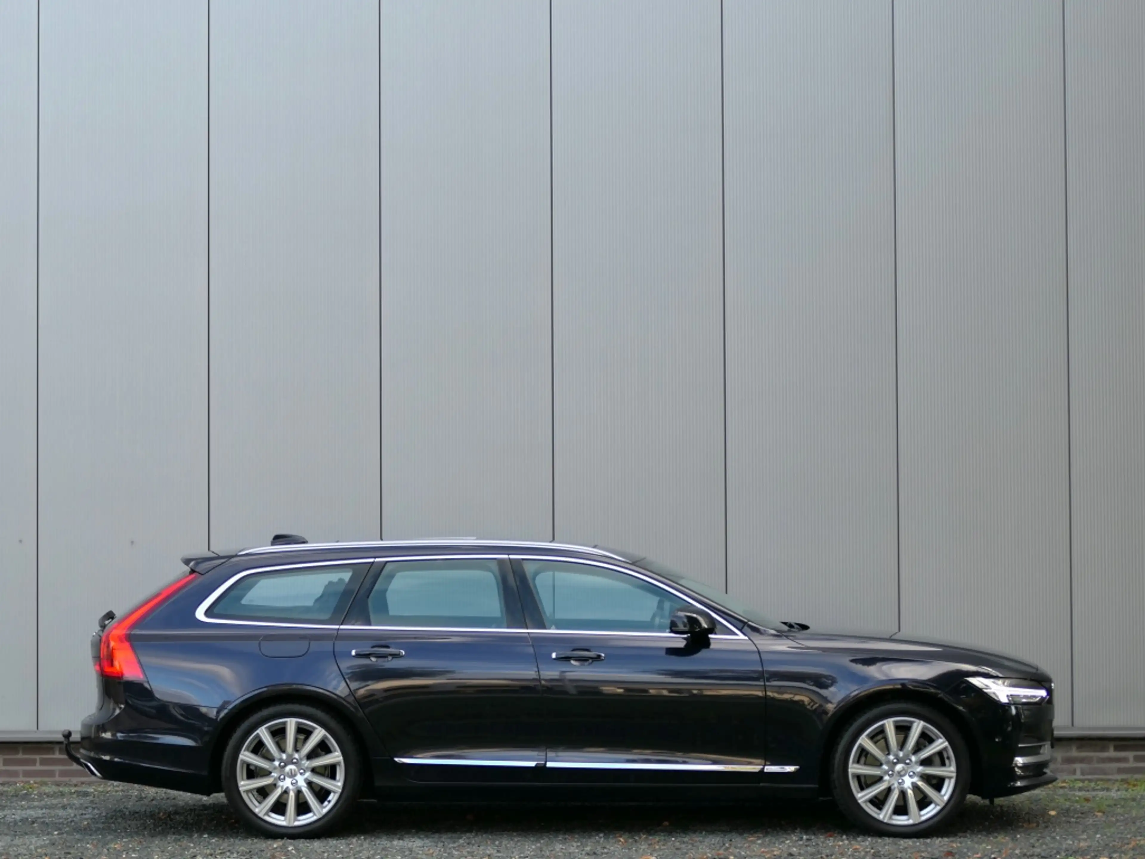 Volvo V90 2.0 T6 AWD Inscription Panoramadak / Trekhaak / St — photo 6