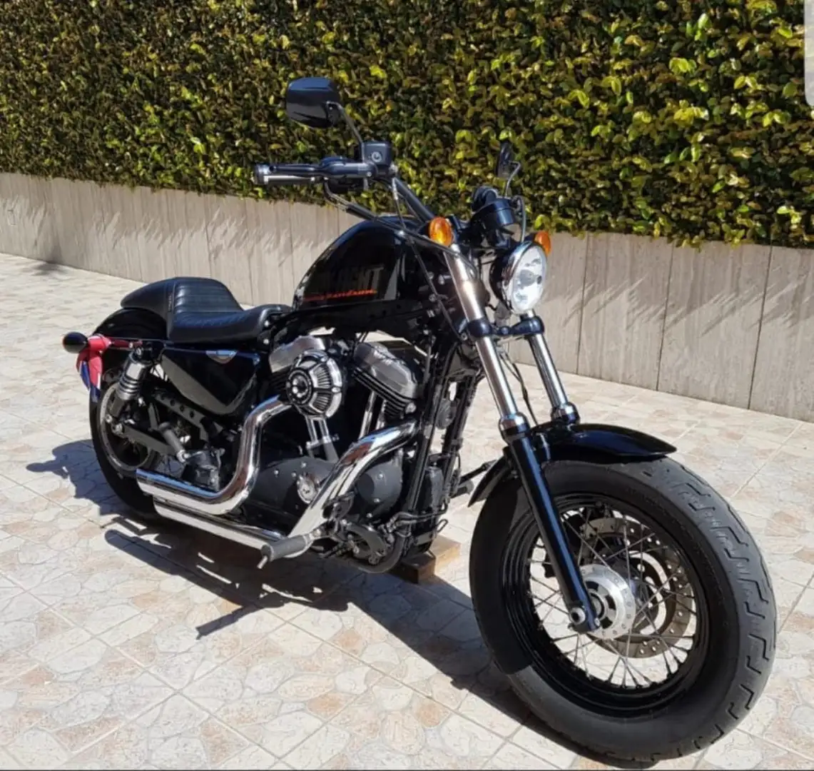 Harley-Davidson Sportster Forty Eight Negro - 2