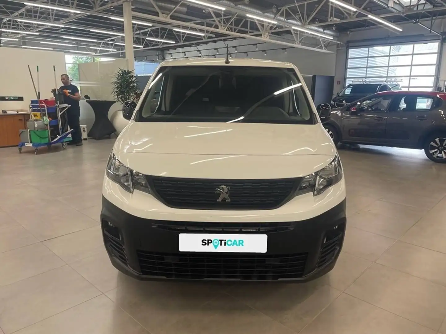 Peugeot Partner 1.5 BHDi L2 Heavy 96kW s/s EAT8 Asphalt White - 2
