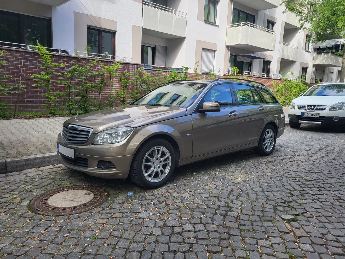 Mercedes-Benz C 180 CDI Beige - 1