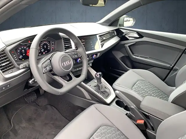 Audi A1 view 9