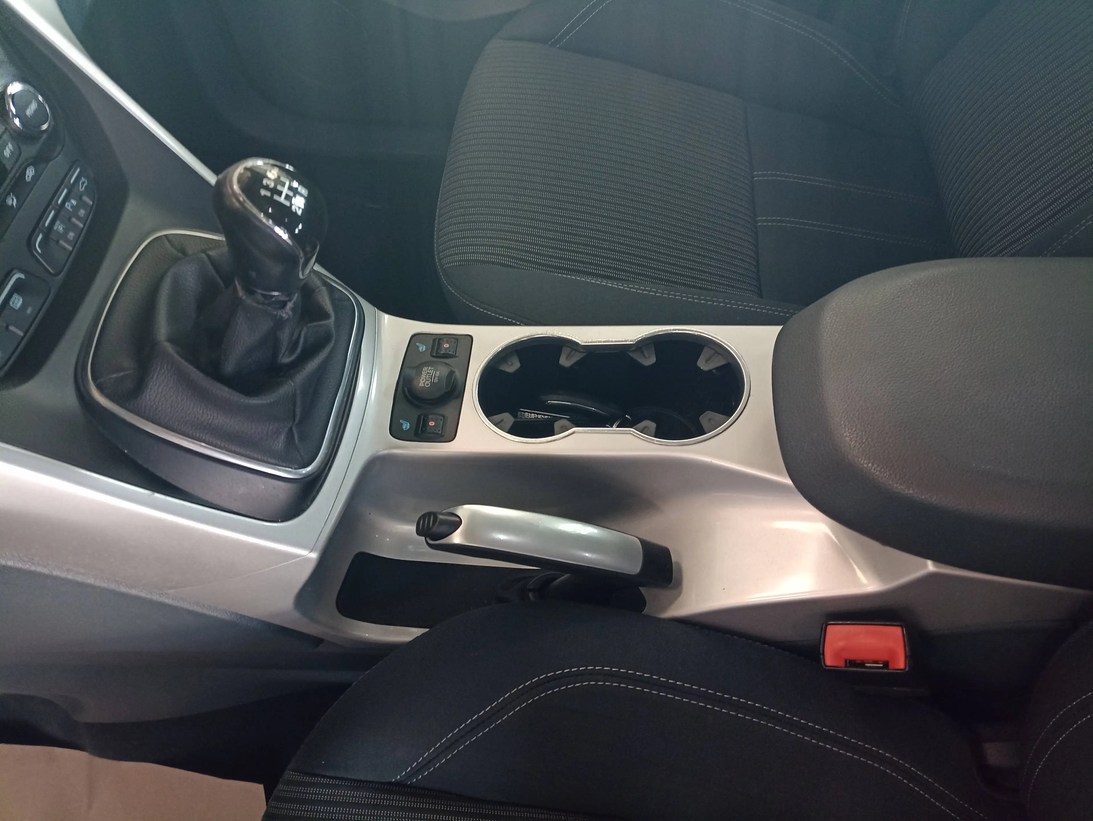 Ford C-Max C-Max 1.6 Ti-VCT Titanium, Zahnriemen Neu — photo 7