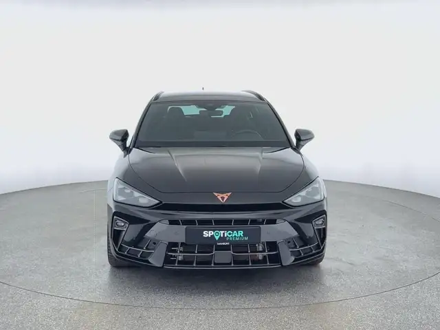 Cupra Leon view 2