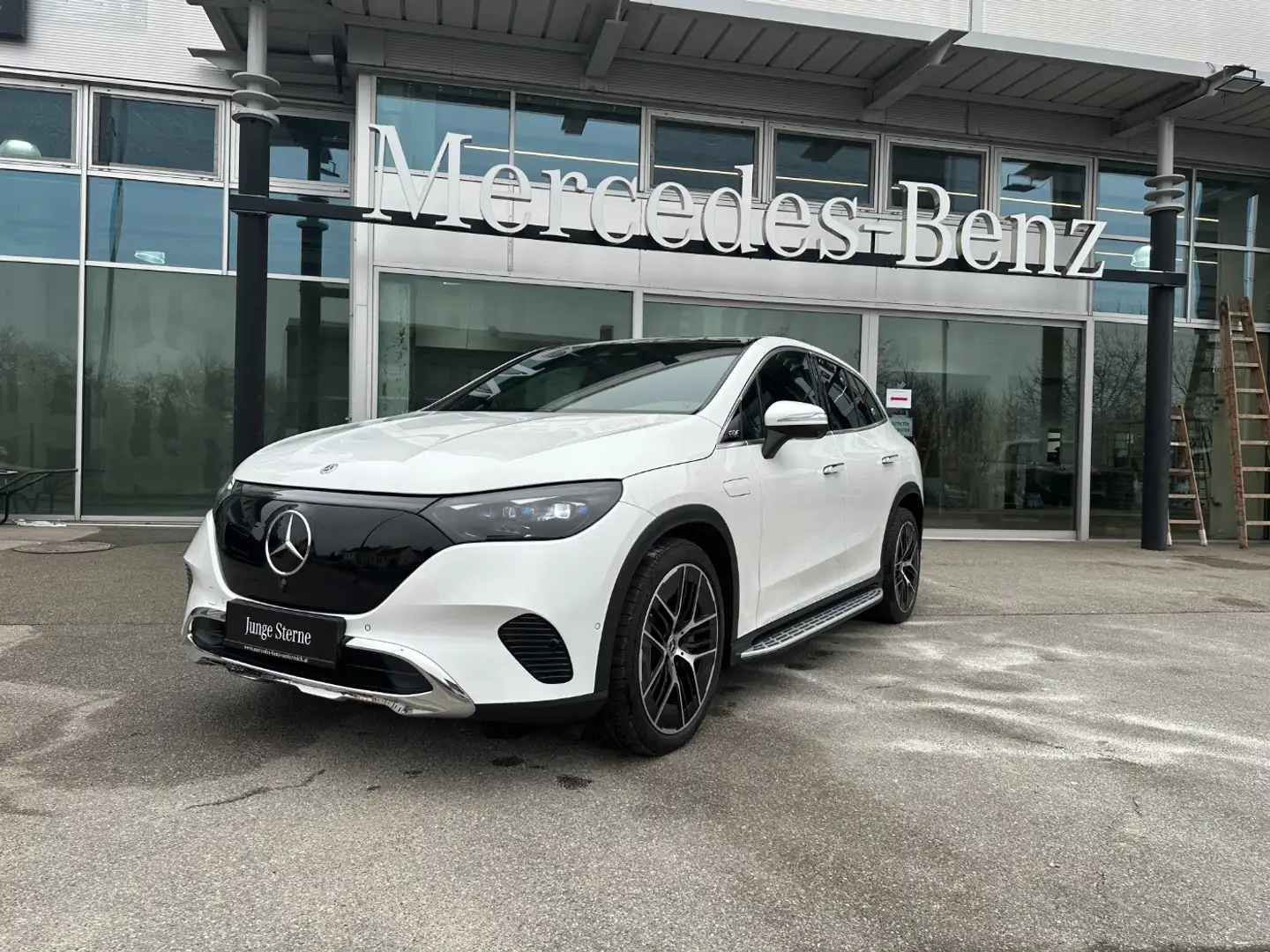 Mercedes-Benz EQE SUV EQE 500 4M SUV Österreich-Edition Electric Art Weiß - 2