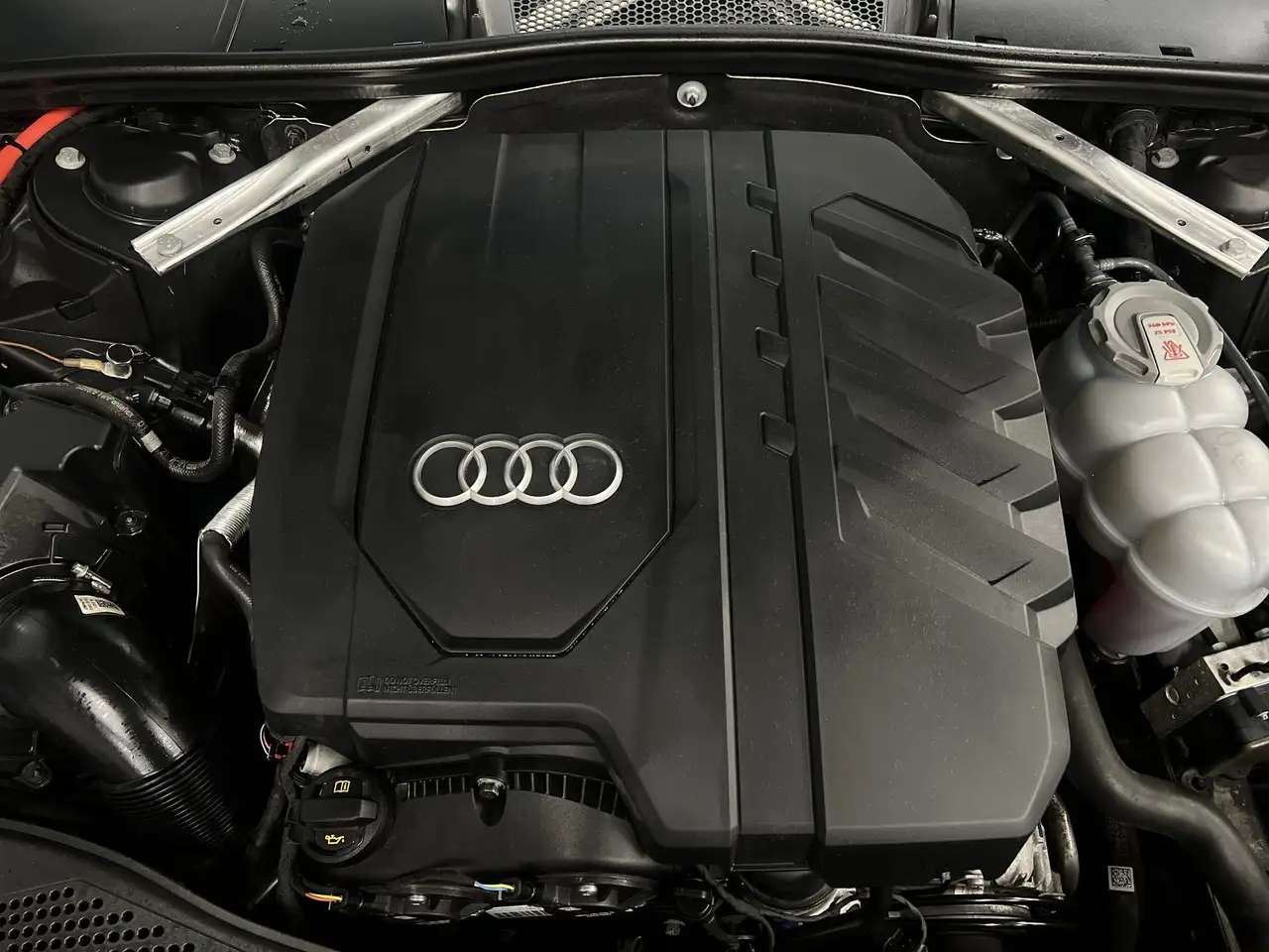 Audi A4 снимка Audi A4