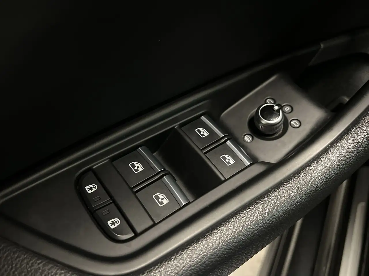 Audi A4 снимка Audi A4