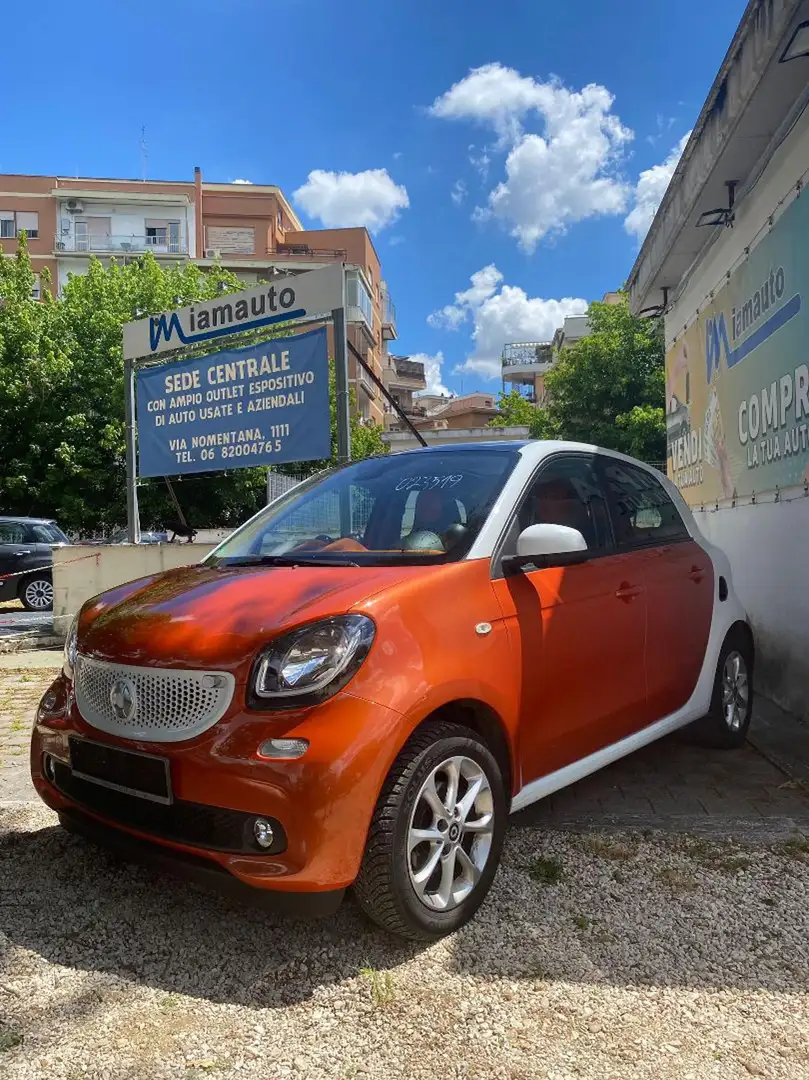 smart forFour 1.0cc PASSION 71cv TETTO PANORAMA SENS PARK Arancione - 1