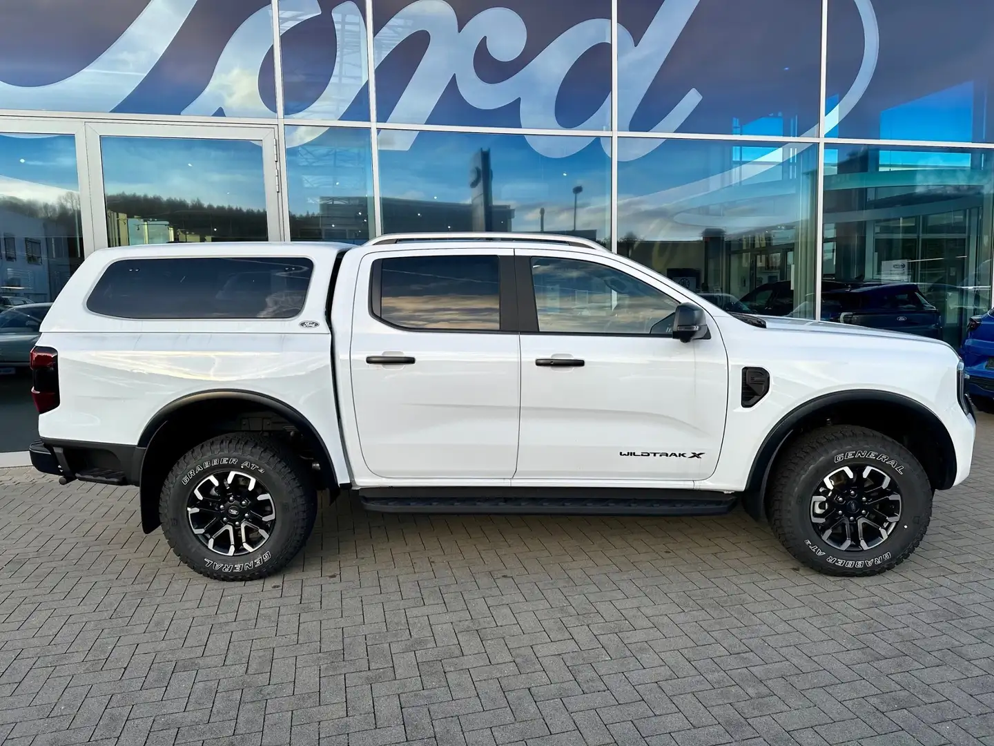 Ford Ranger Wildtrak X, Hardtop Weiß - 2