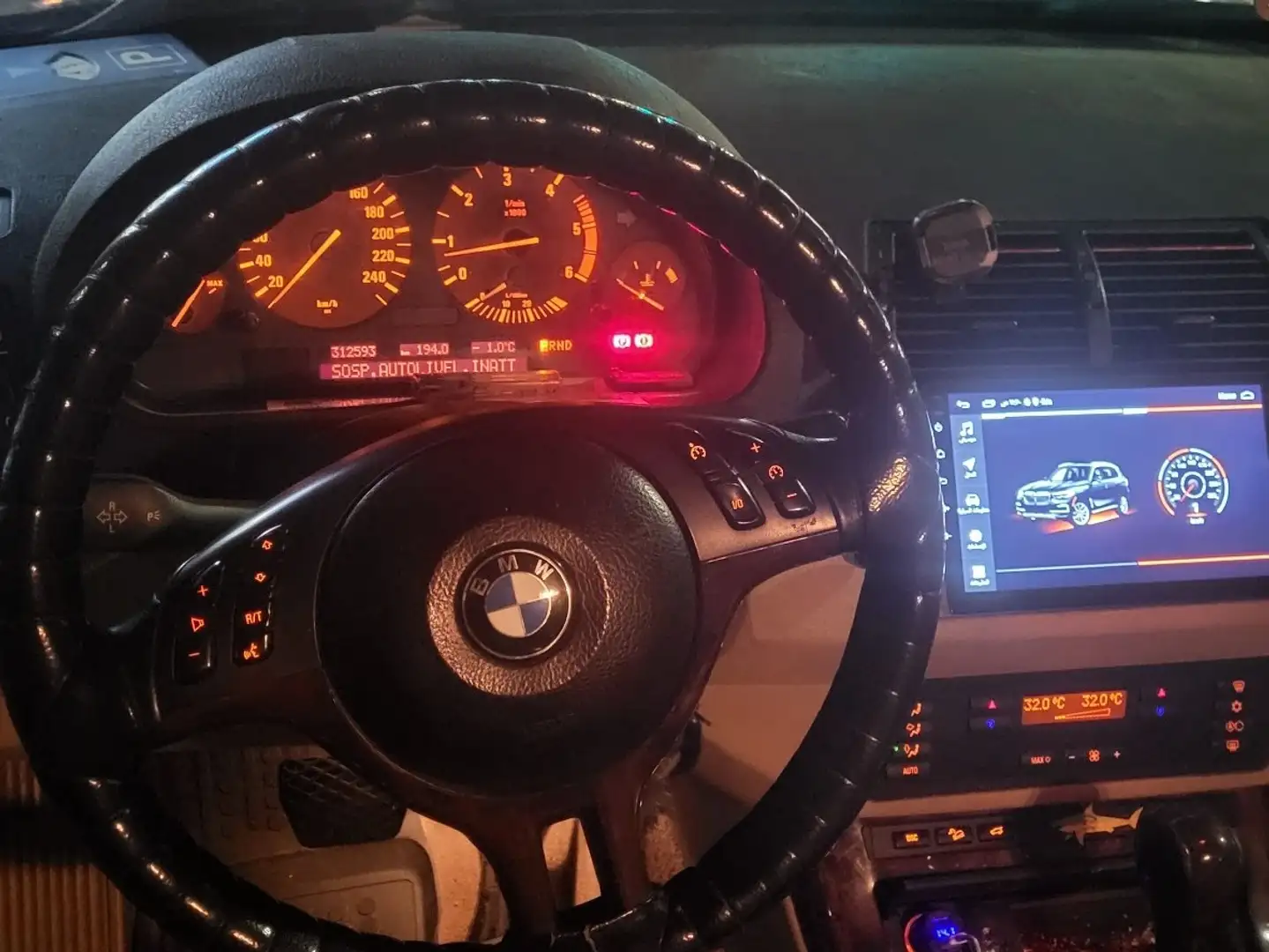 BMW X5 0.3D Schwarz - 2