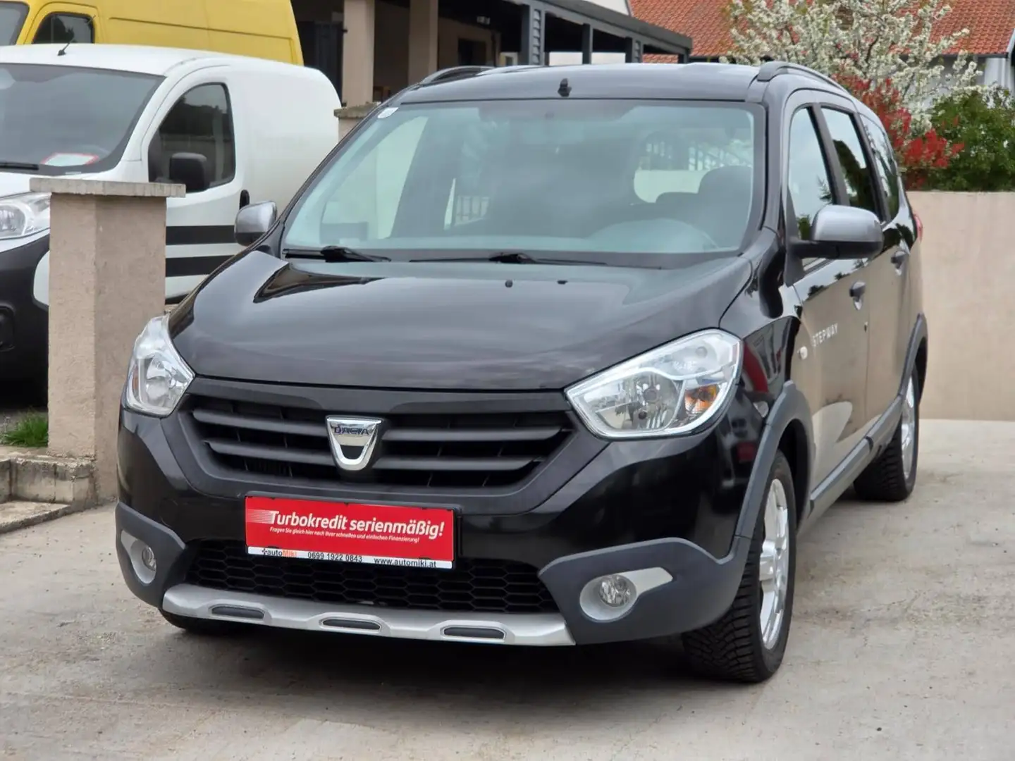 Dacia Lodgy Lodgy Stepway 7 Sitzer Benziner Schwarz - 1