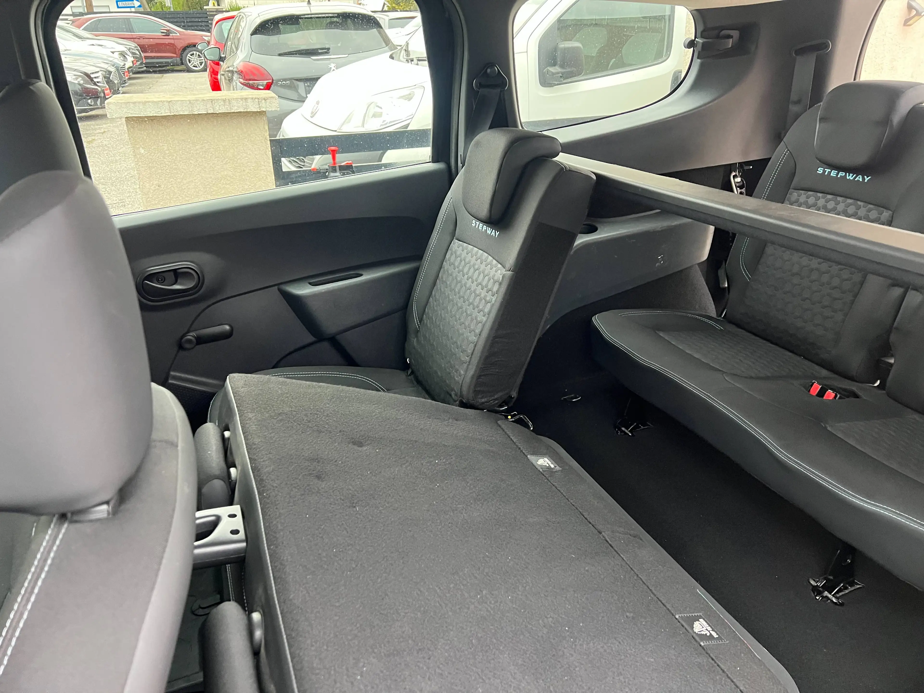 Dacia Lodgy Lodgy Stepway 7 Sitzer Benziner — photo 14
