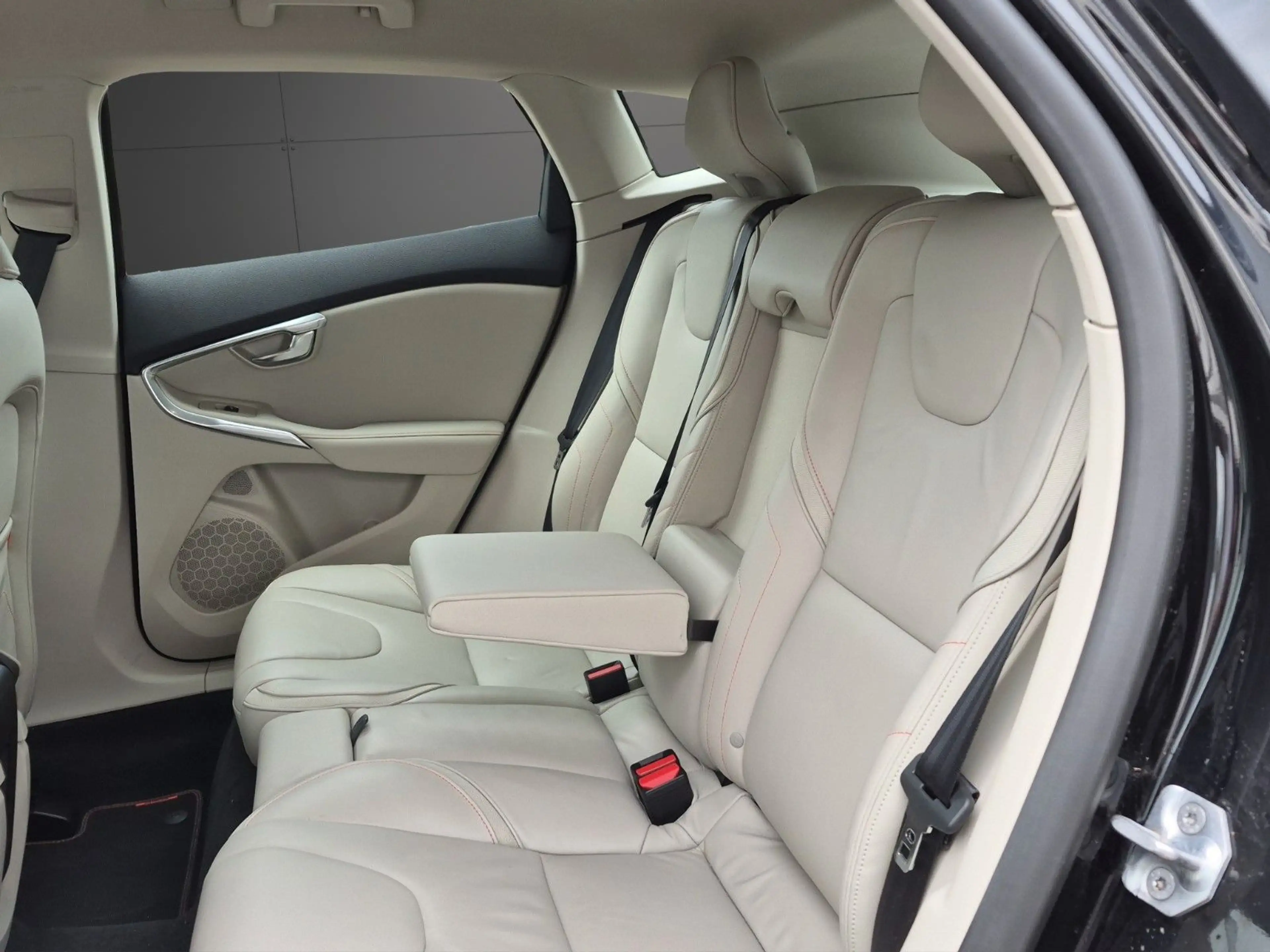 Volvo V40 D3 Cross Country Ocean Race — photo 11