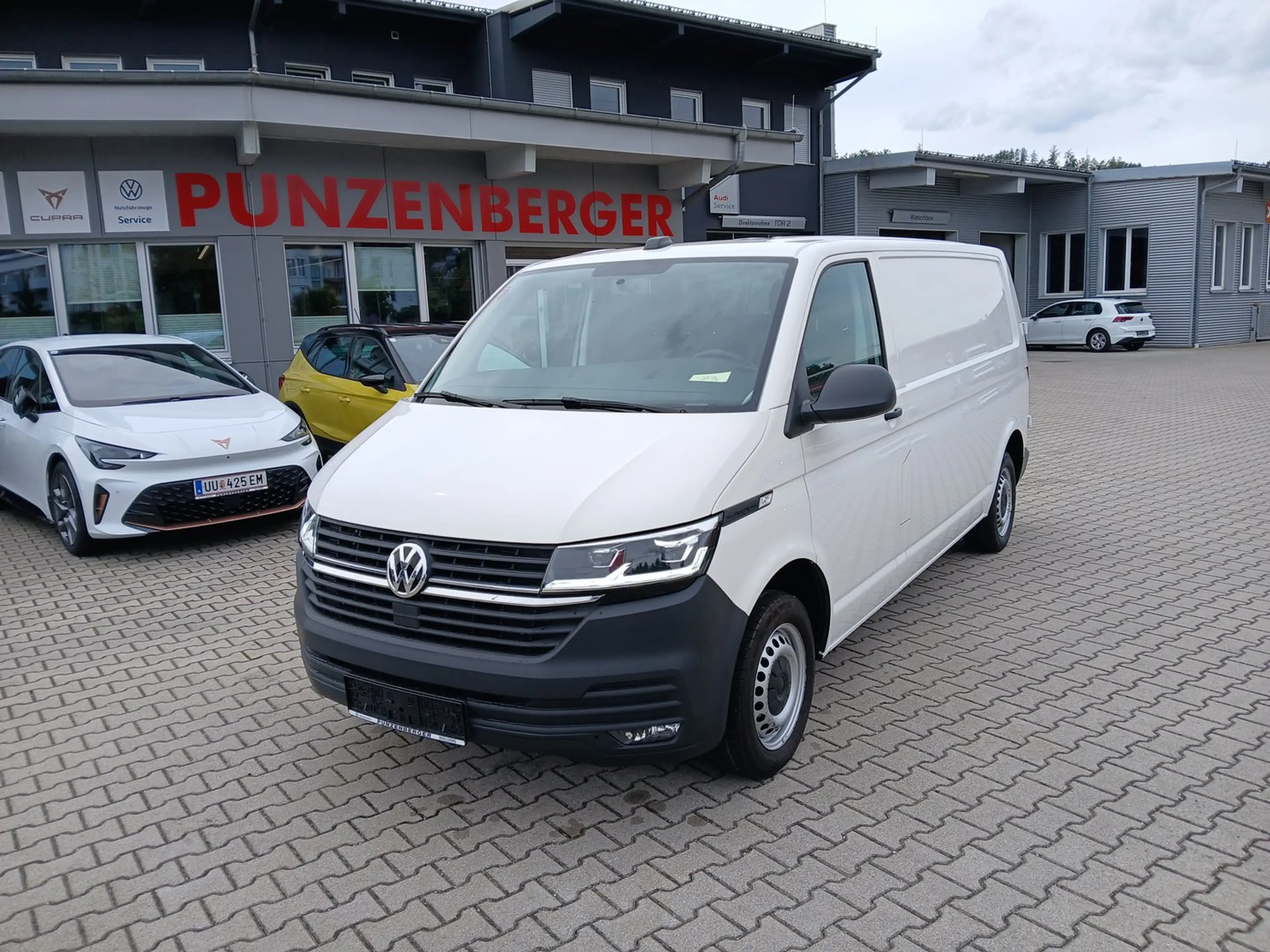 Volkswagen T6.1 Transporter VW Transporter T6.1 Kastenwagen LR TDI