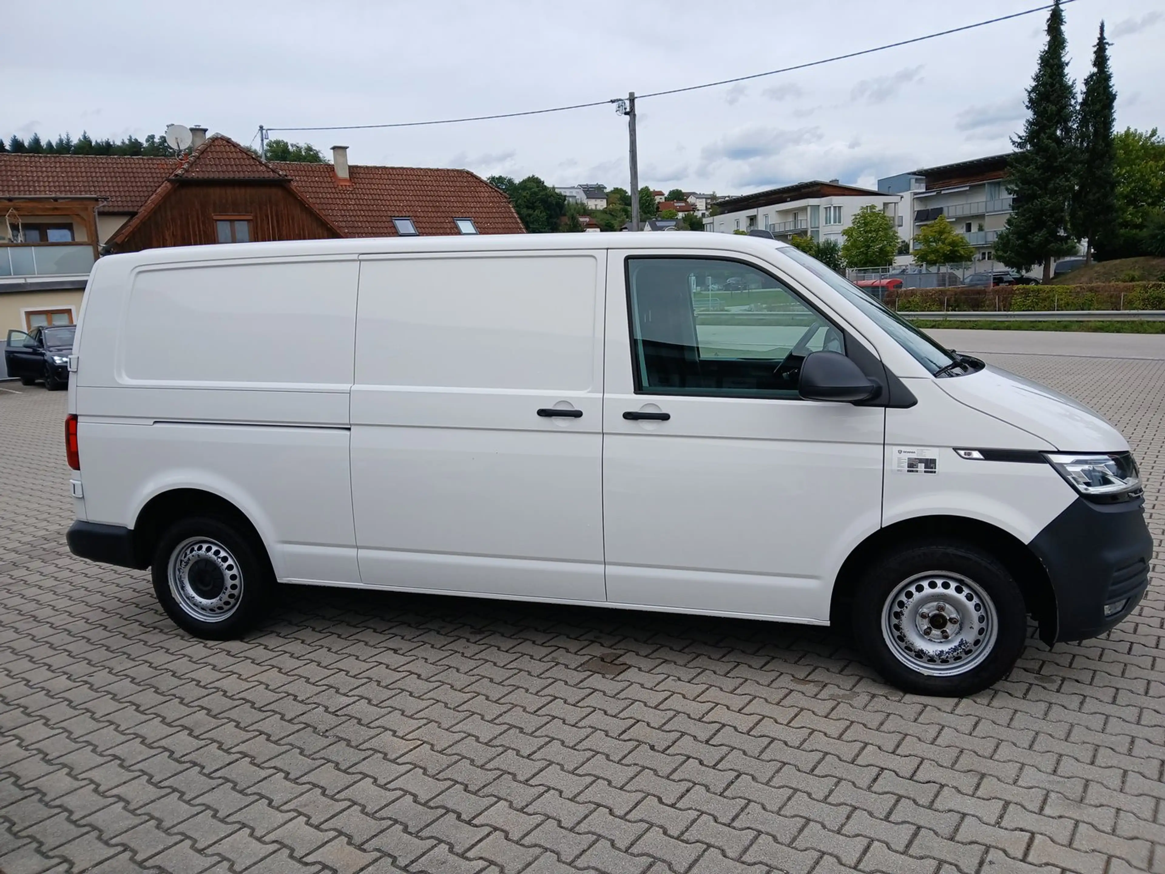Volkswagen T6.1 Transporter VW Transporter T6.1 Kastenwagen LR TDI — photo 4
