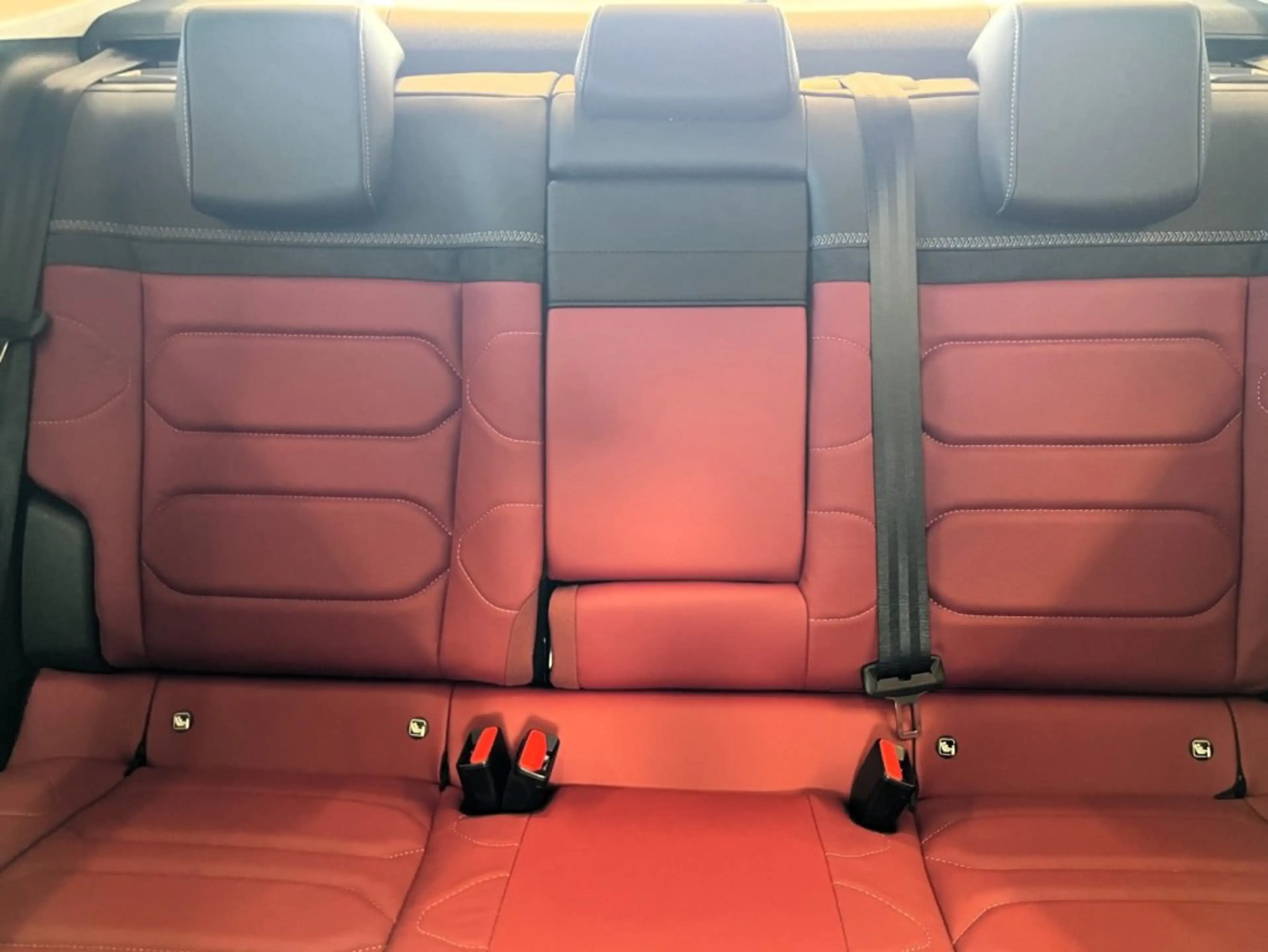Citroen C4 X -e Shine Pack Elektro 136 50 kWh — photo 13