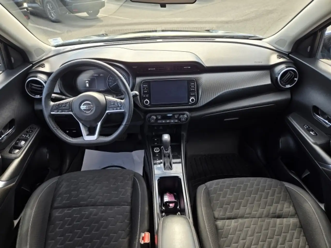 Nissan Kicks снимка Nissan Kicks
