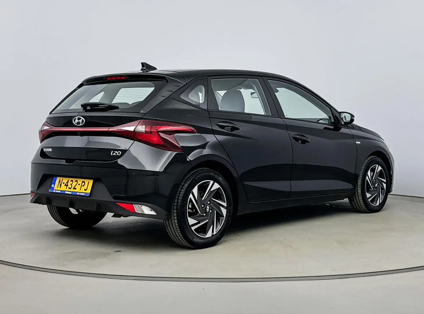 Hyundai i20 1.0 T-GDI COMFORT | NAVI via APPLE CAR PLAY & ANDR Zwart - 2