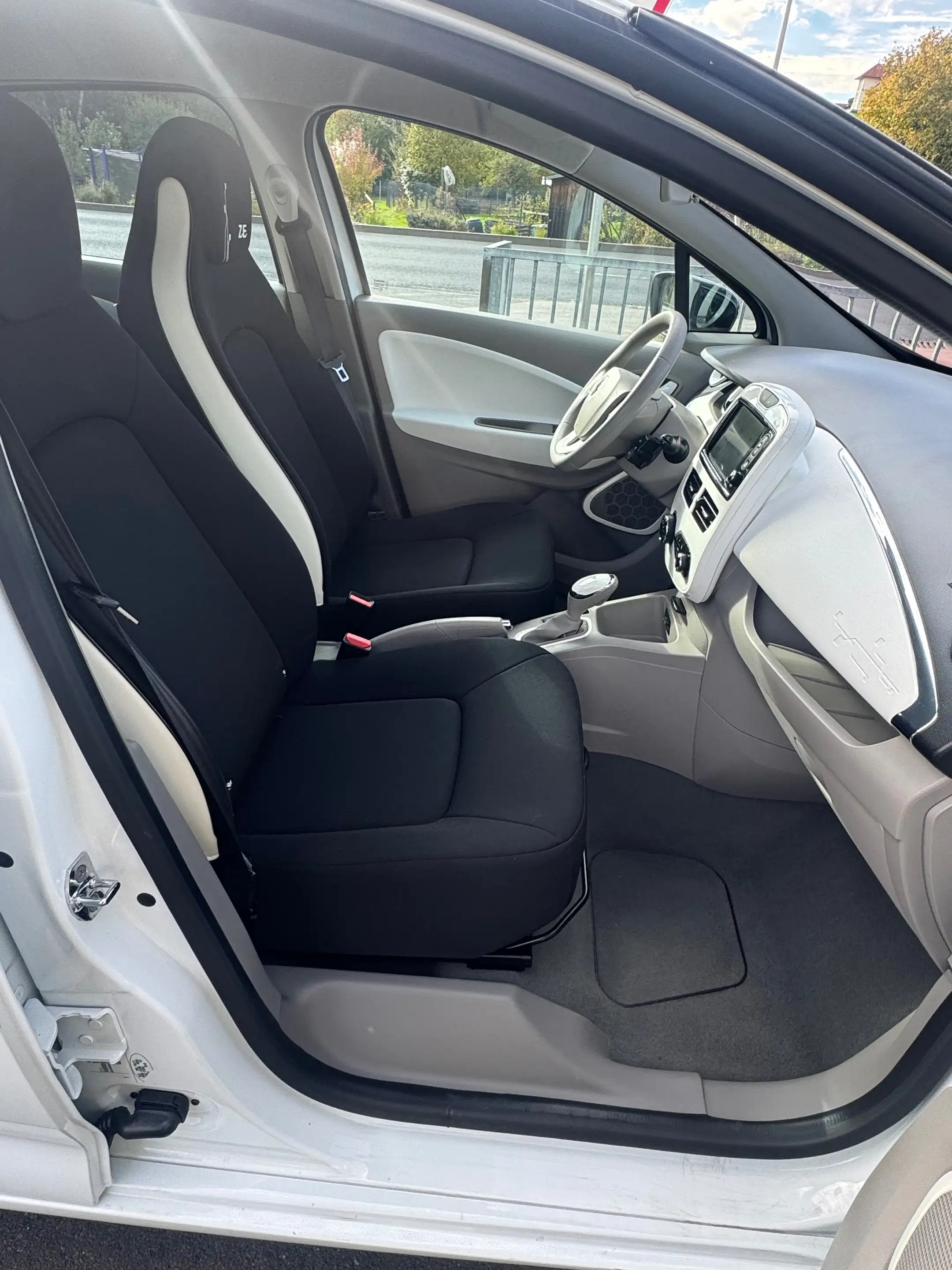 Renault ZOE Life Inkl. Batterie — photo 11