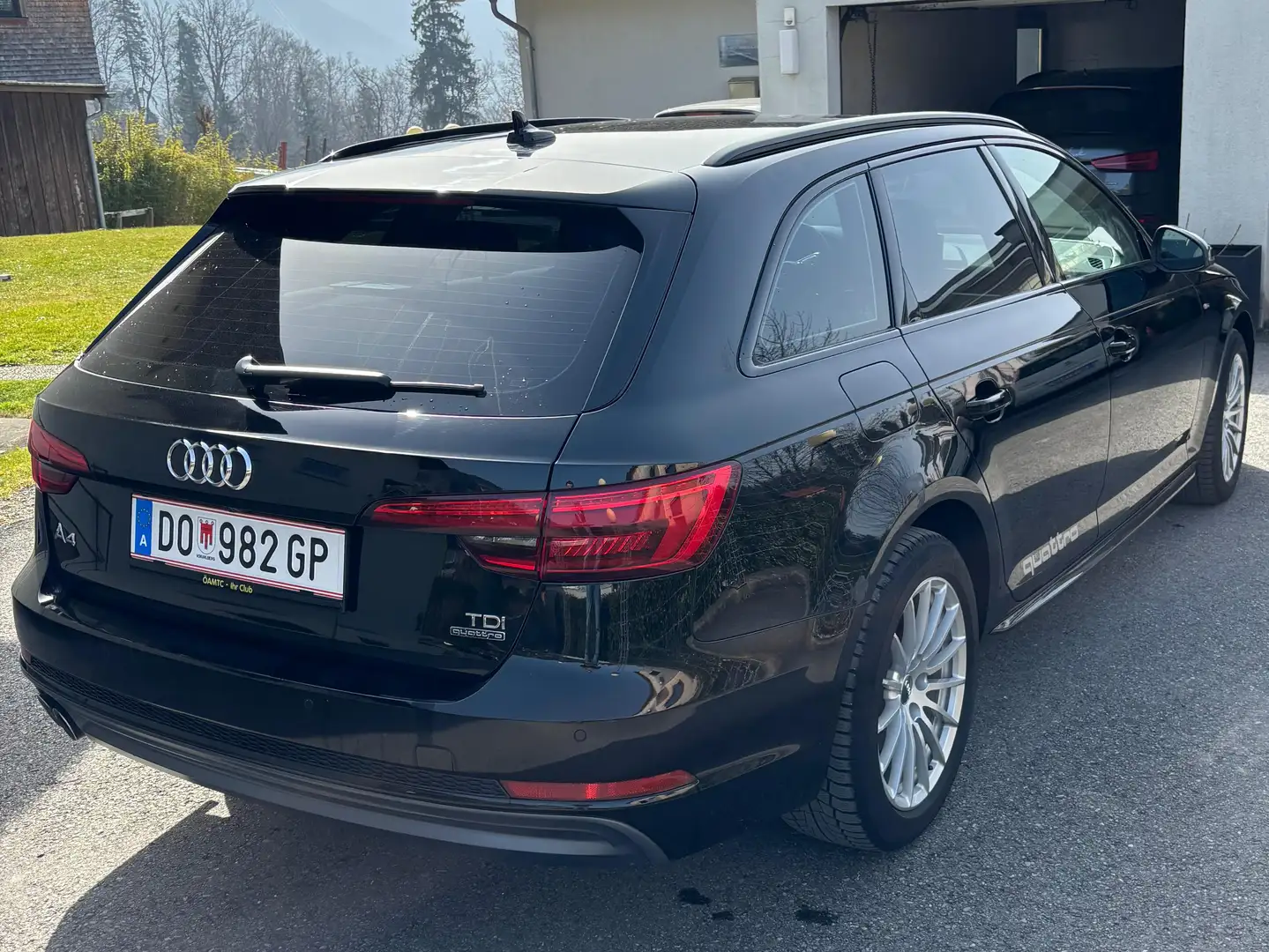 Audi A4 A4 Avant 3,0 TDI Design S-tronic Design Schwarz - 2