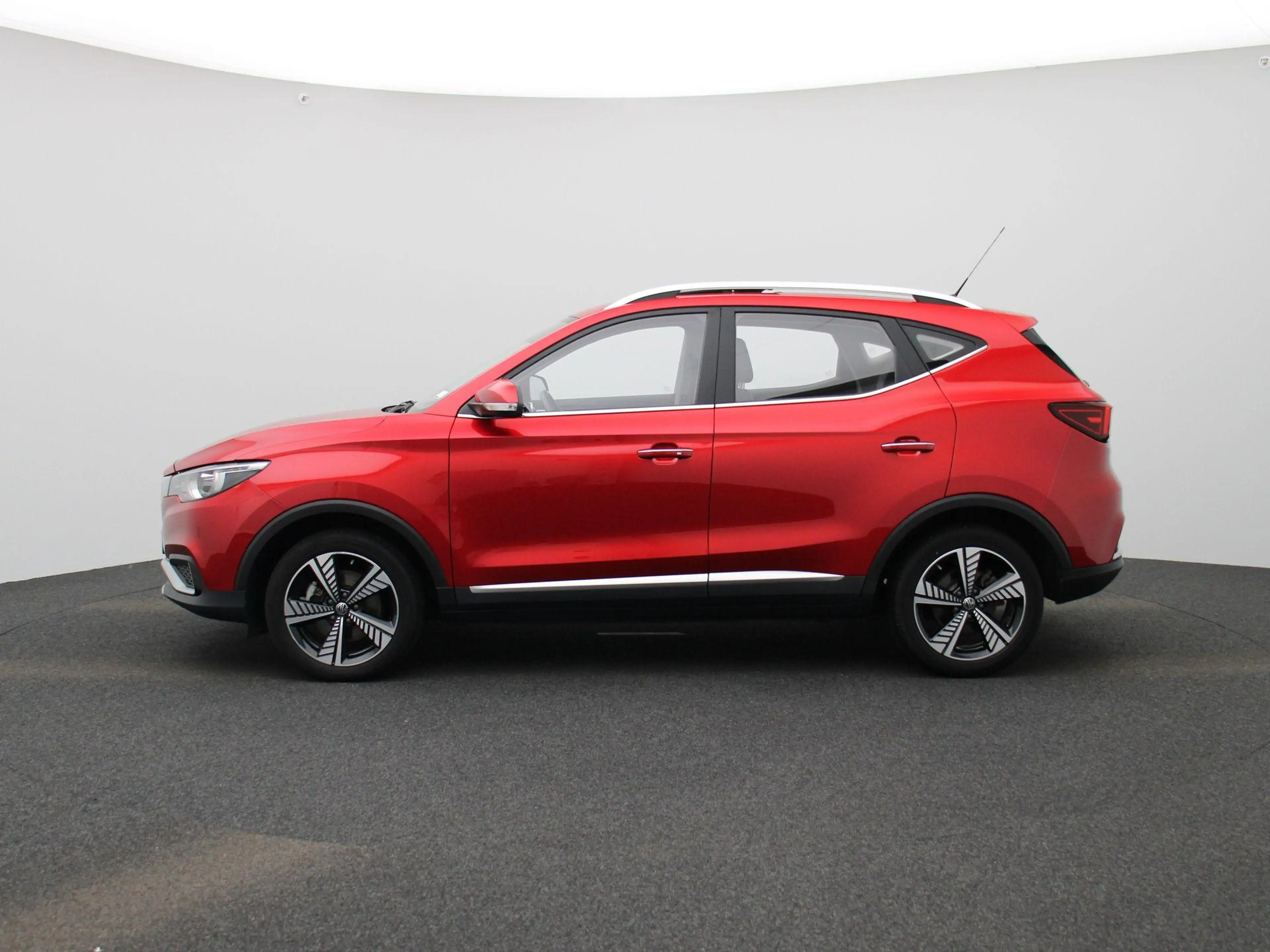 MG ZS MG EV Luxury 45 kWh | ACHTERUITRIJCAMERA | PANORAM — photo 4