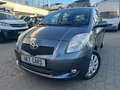 Toyota Yaris 1,3-l-VVT-i Team Klima*NAVi*PDC* - thumbnail 1