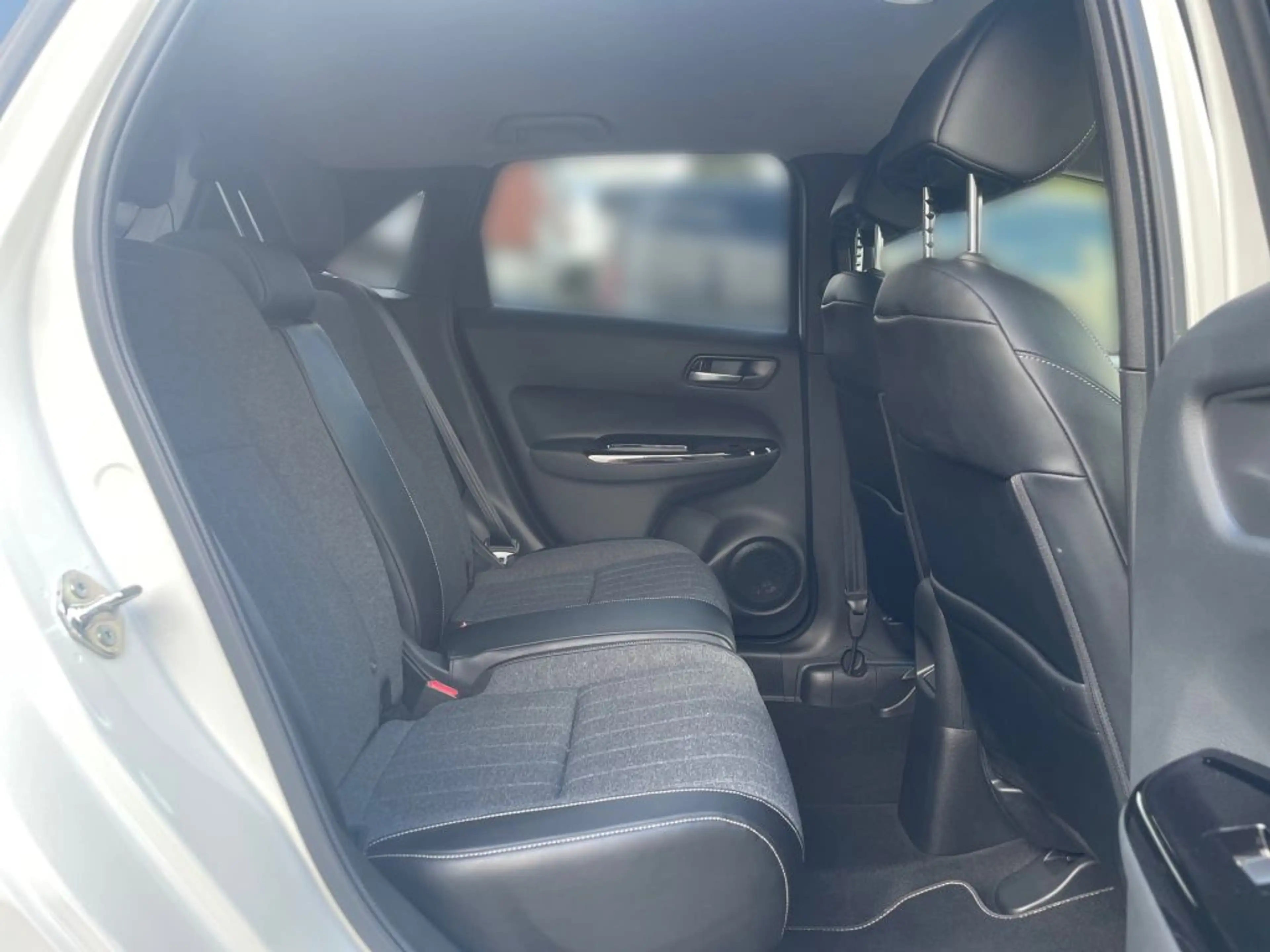 Honda Jazz 1.5 i-MMD Hybrid e-CVT Elegance — photo 9