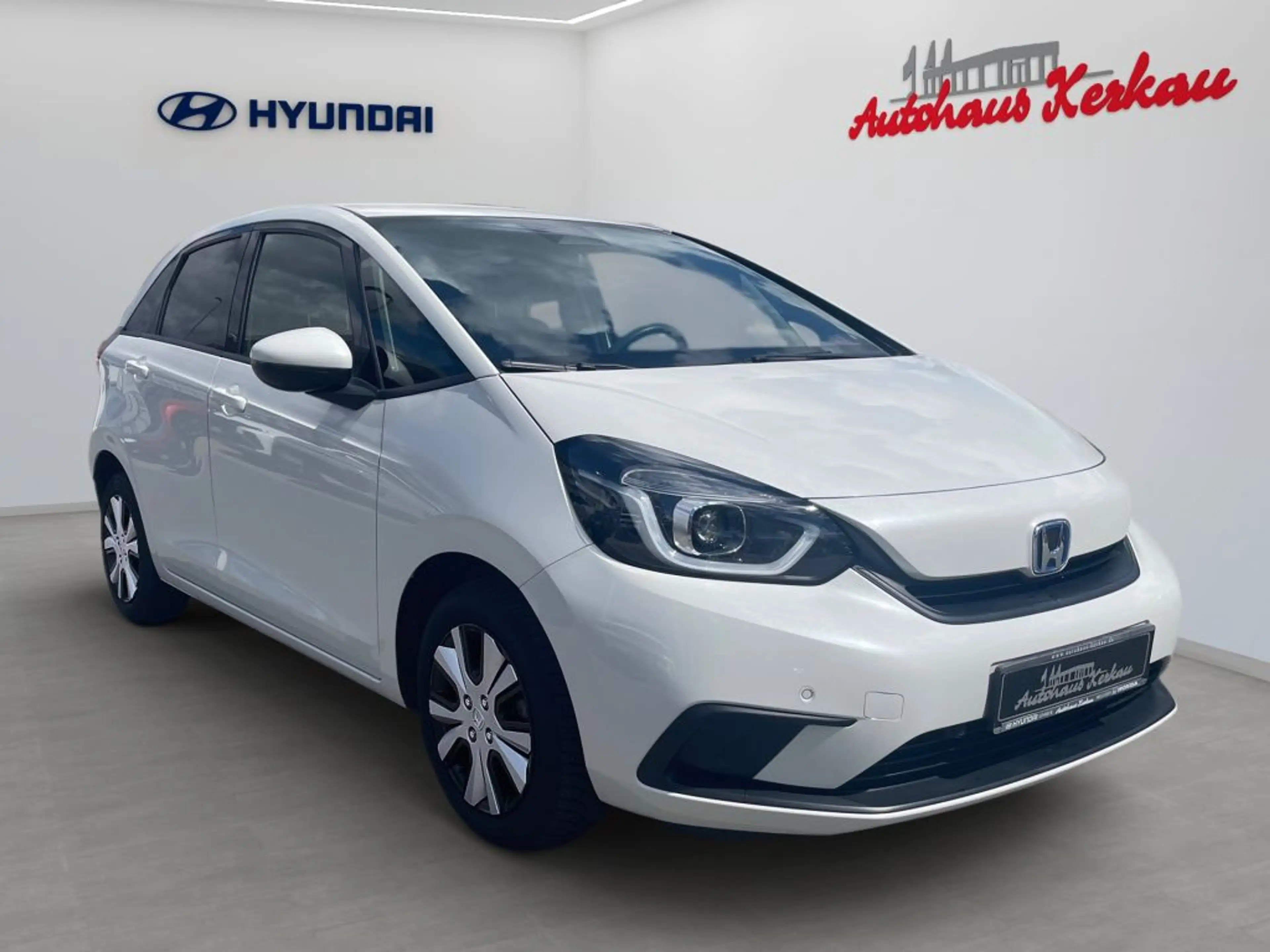 Honda Jazz 1.5 i-MMD Hybrid e-CVT Elegance — photo 2