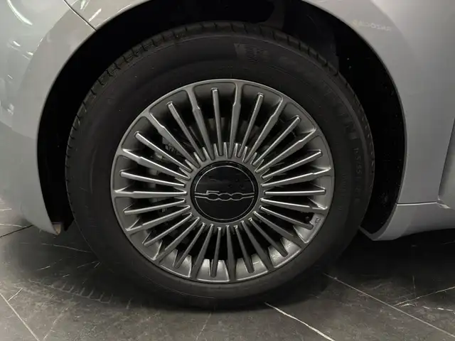 Fiat 500 view 12
