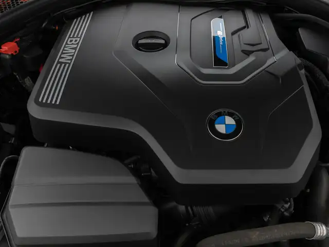BMW 3 Series view 19