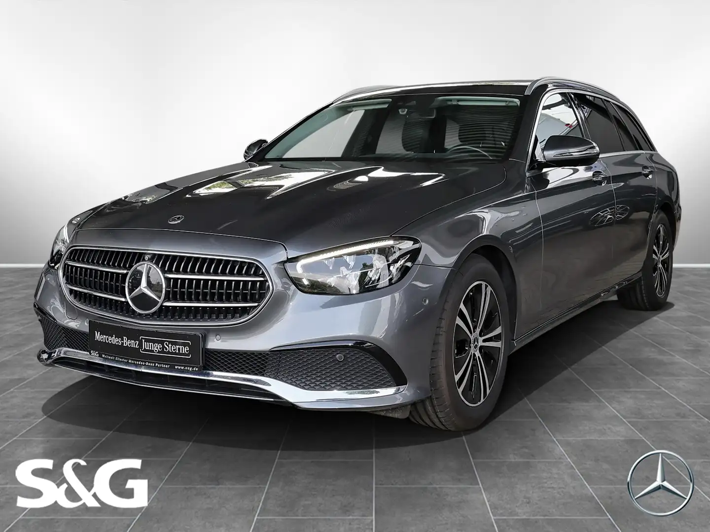 Mercedes-Benz E 220 d T Avantgarde 360° Kamera+Spiegel Grey - 1